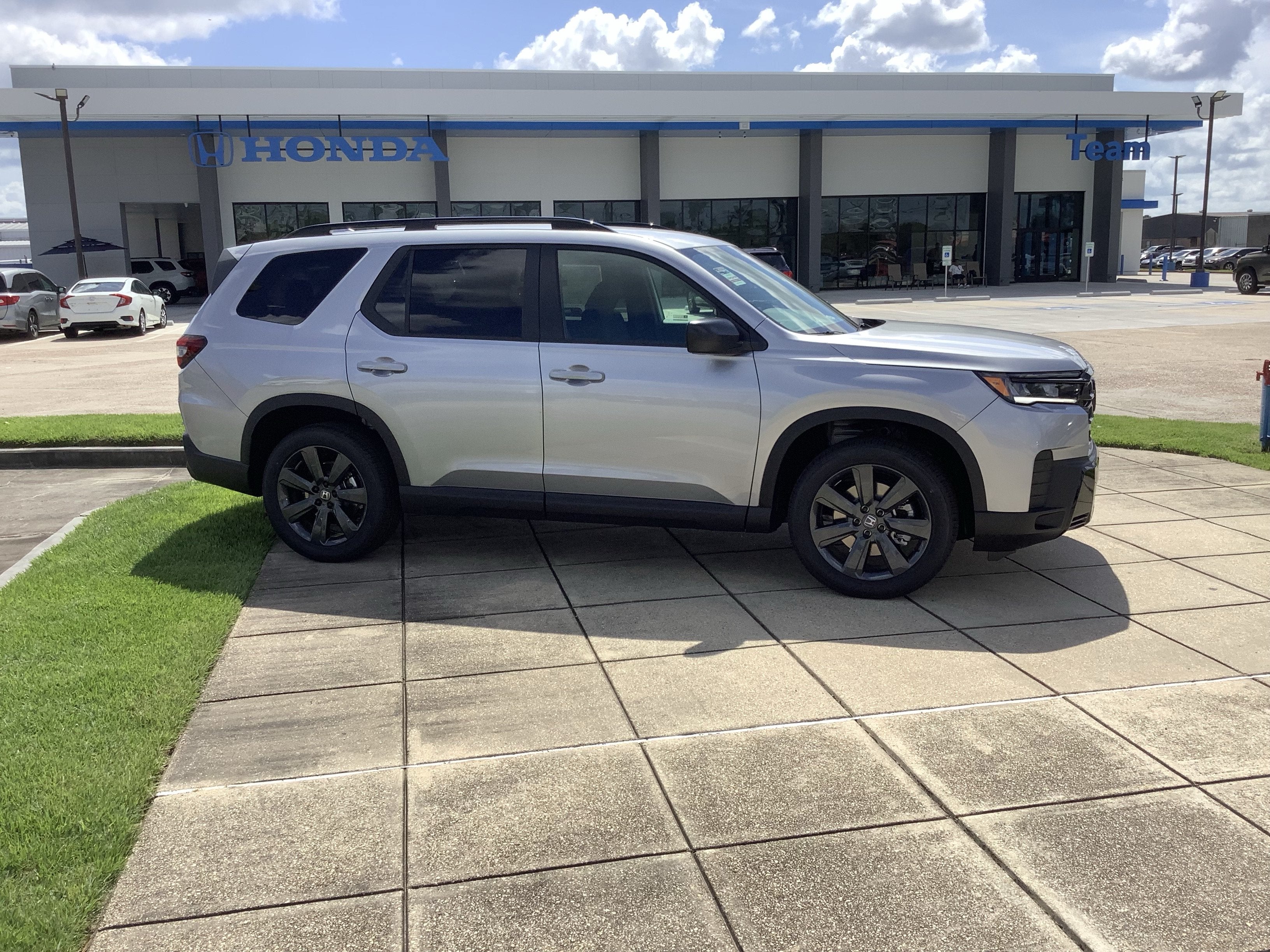 2026 Honda Pilot Sport
