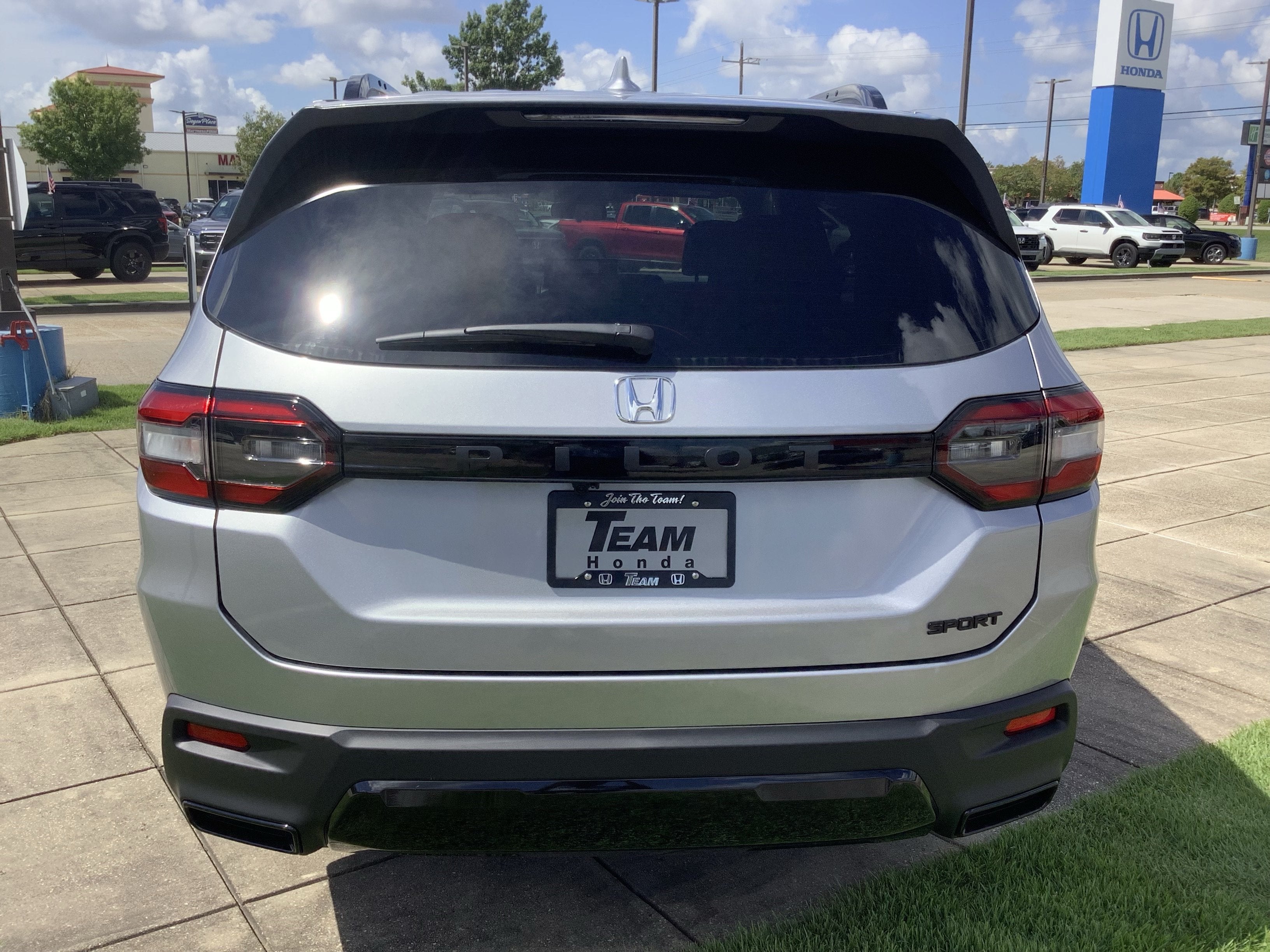 2026 Honda Pilot Sport