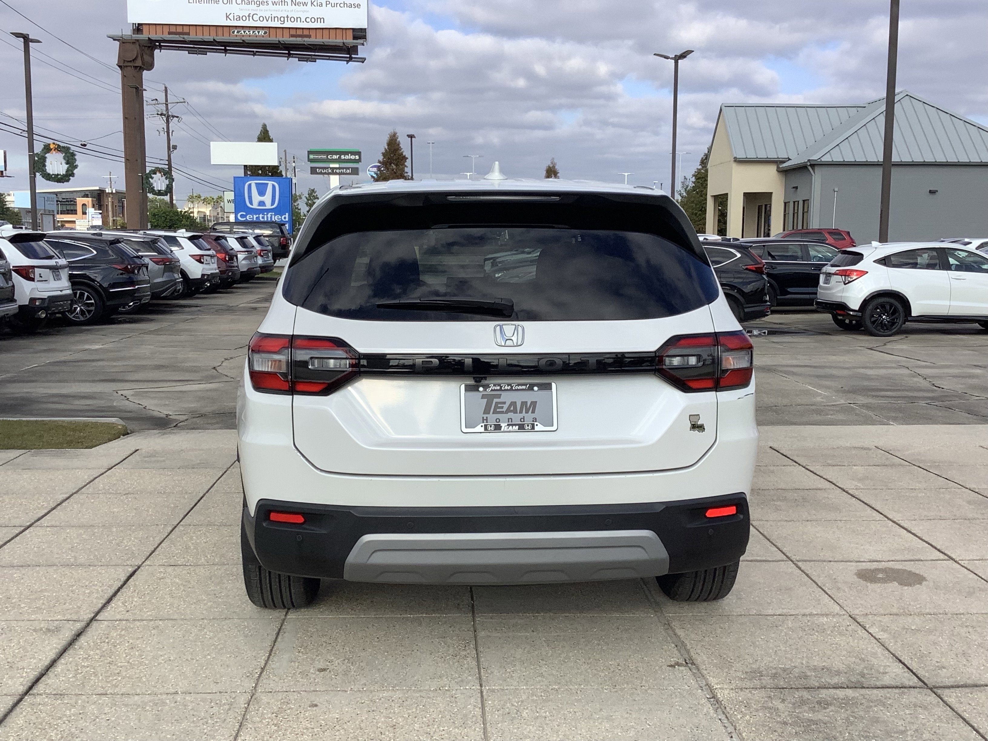 2023 Honda Pilot EX-L 8 Passenger