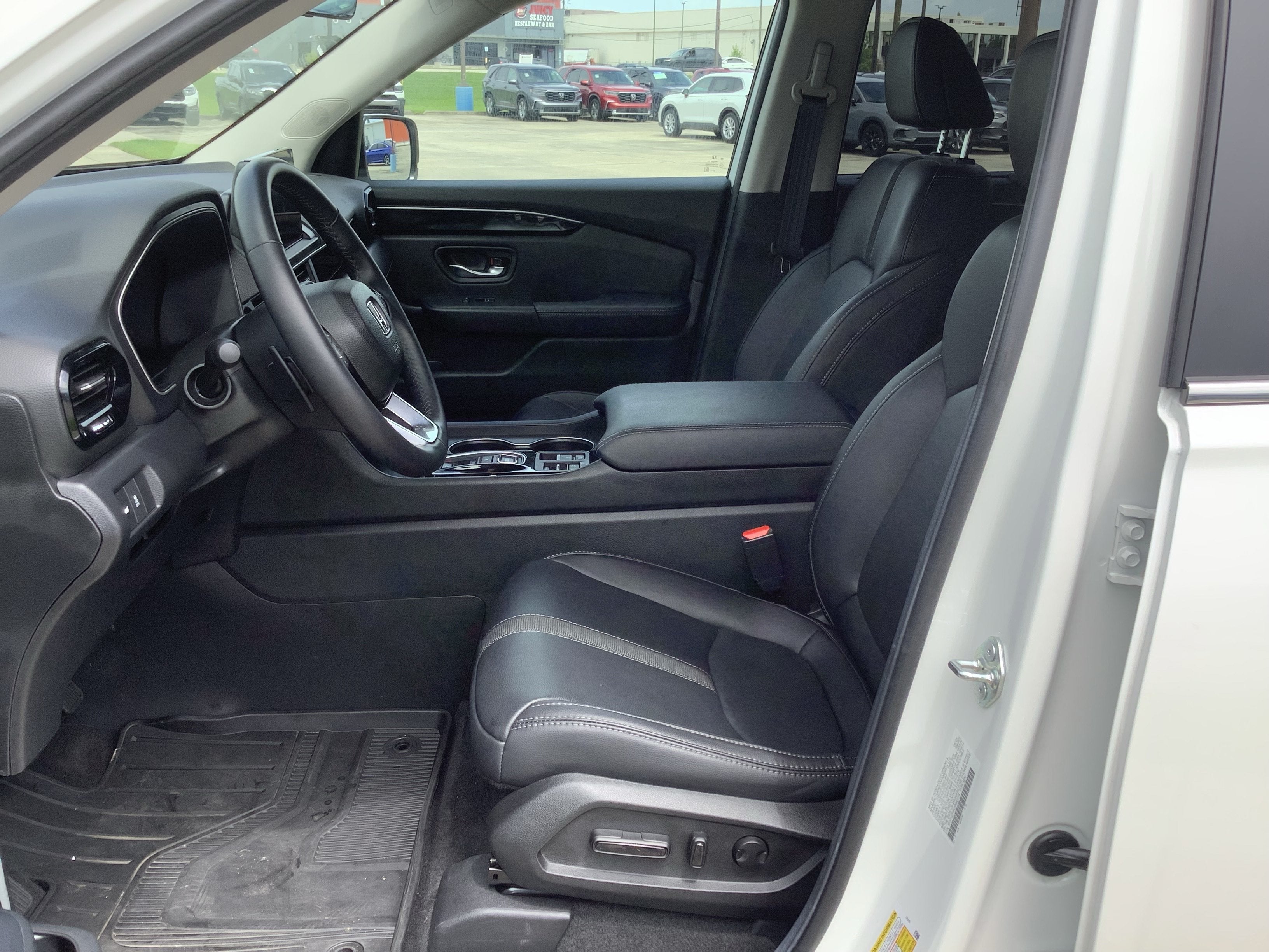 2025 Honda Pilot EX-L+