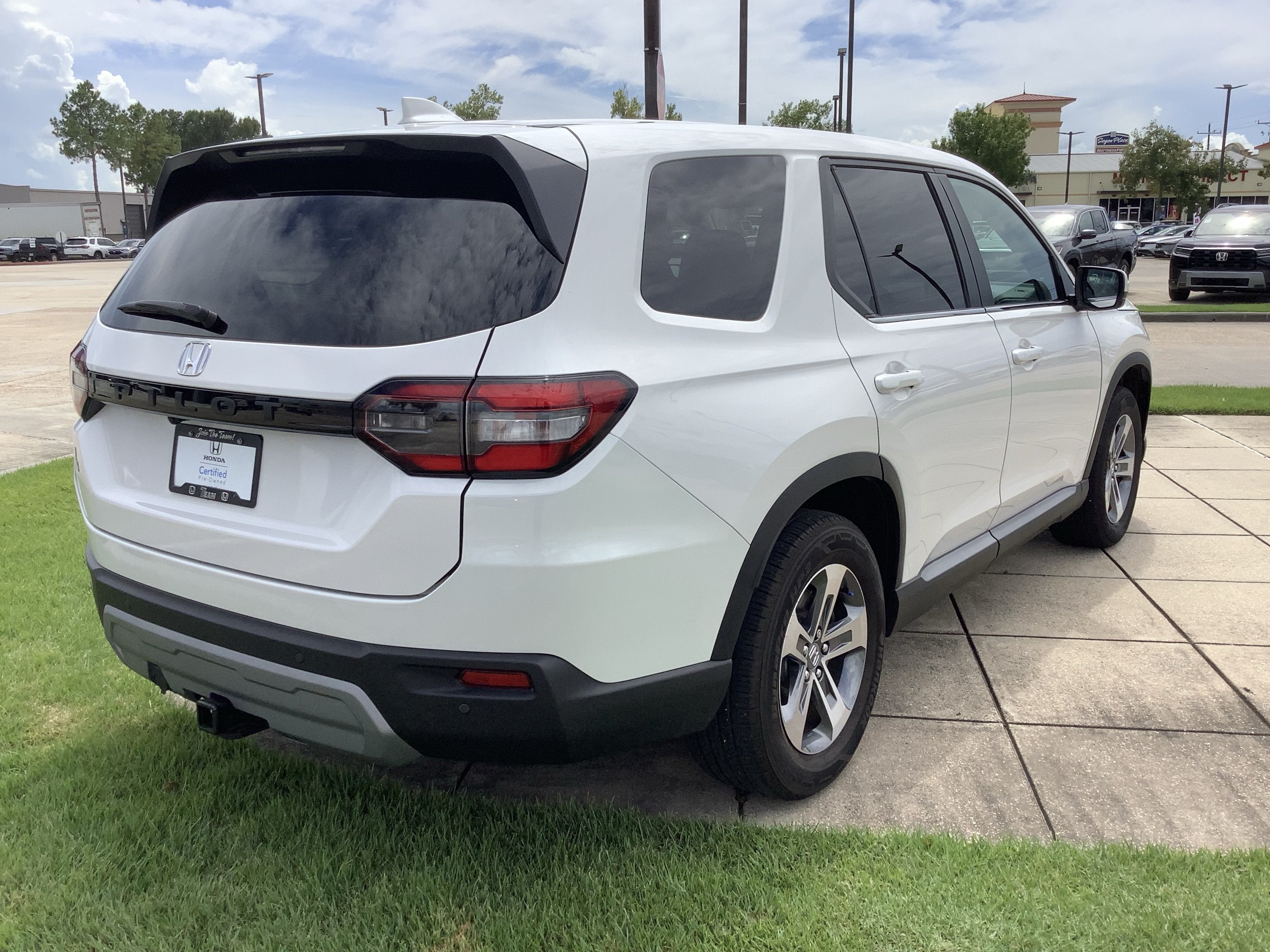 2025 Honda Pilot EX-L