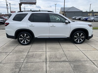 2023 Honda Pilot Touring