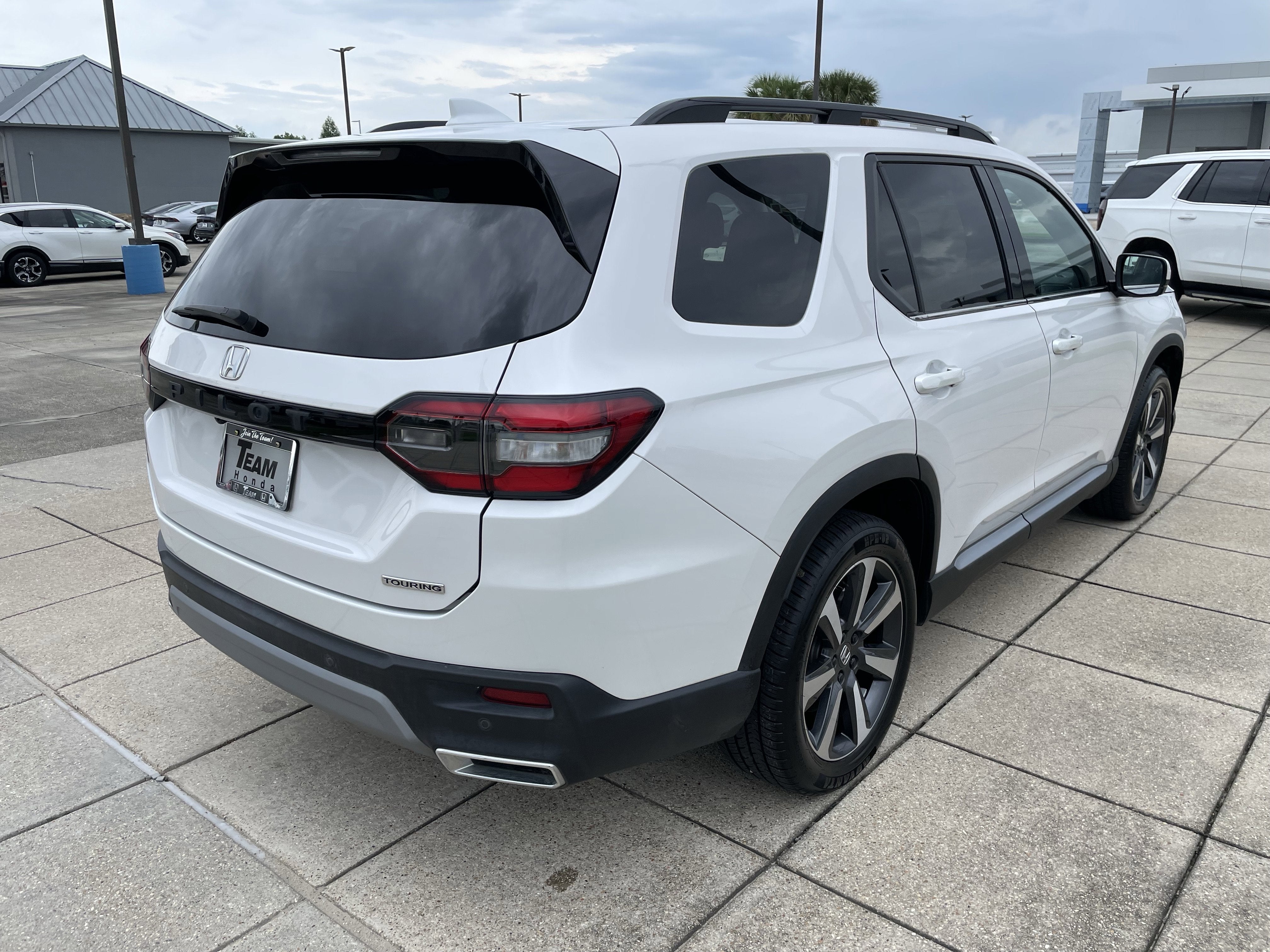 2023 Honda Pilot Touring