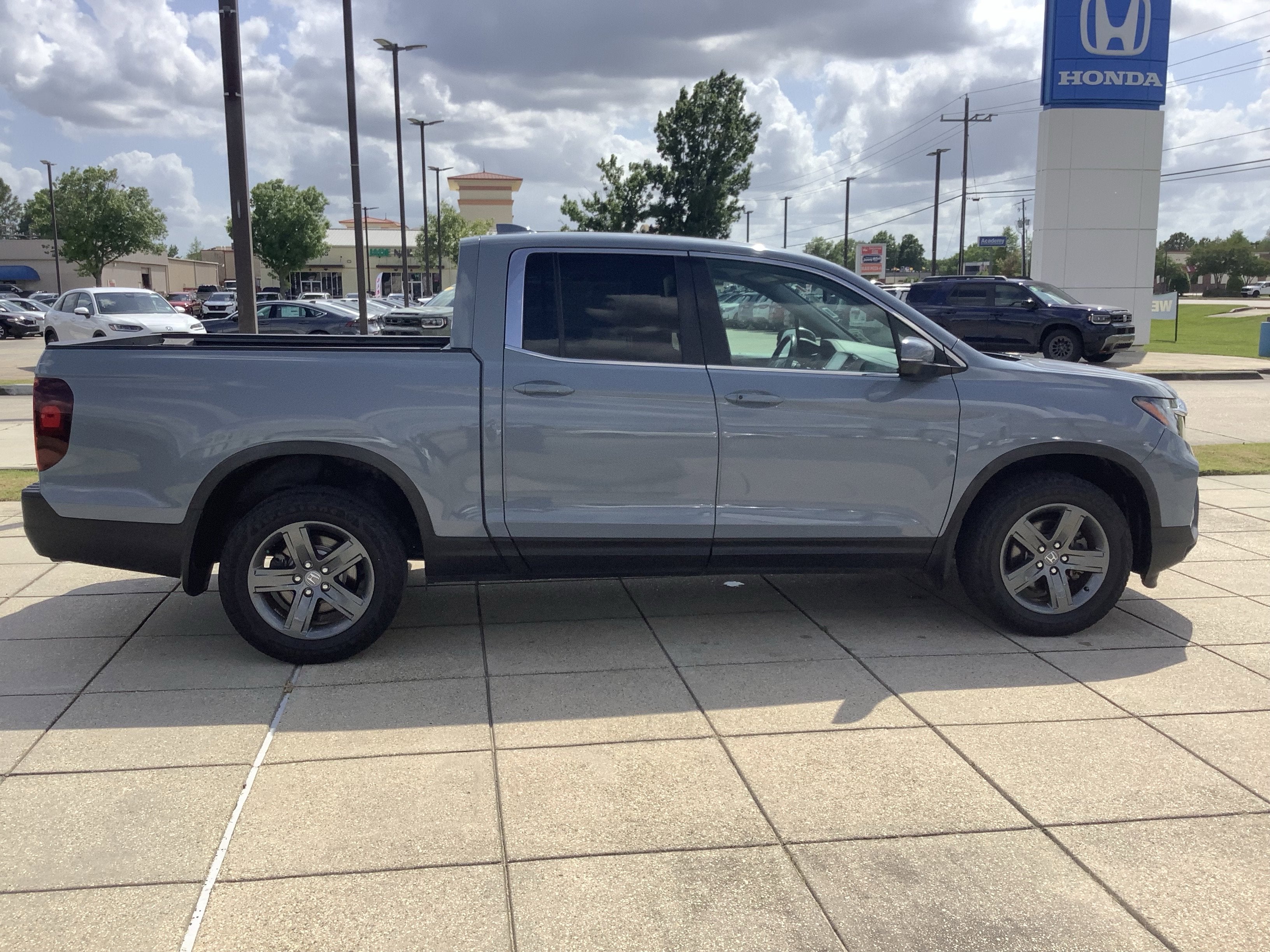 2023 Honda Ridgeline RTL