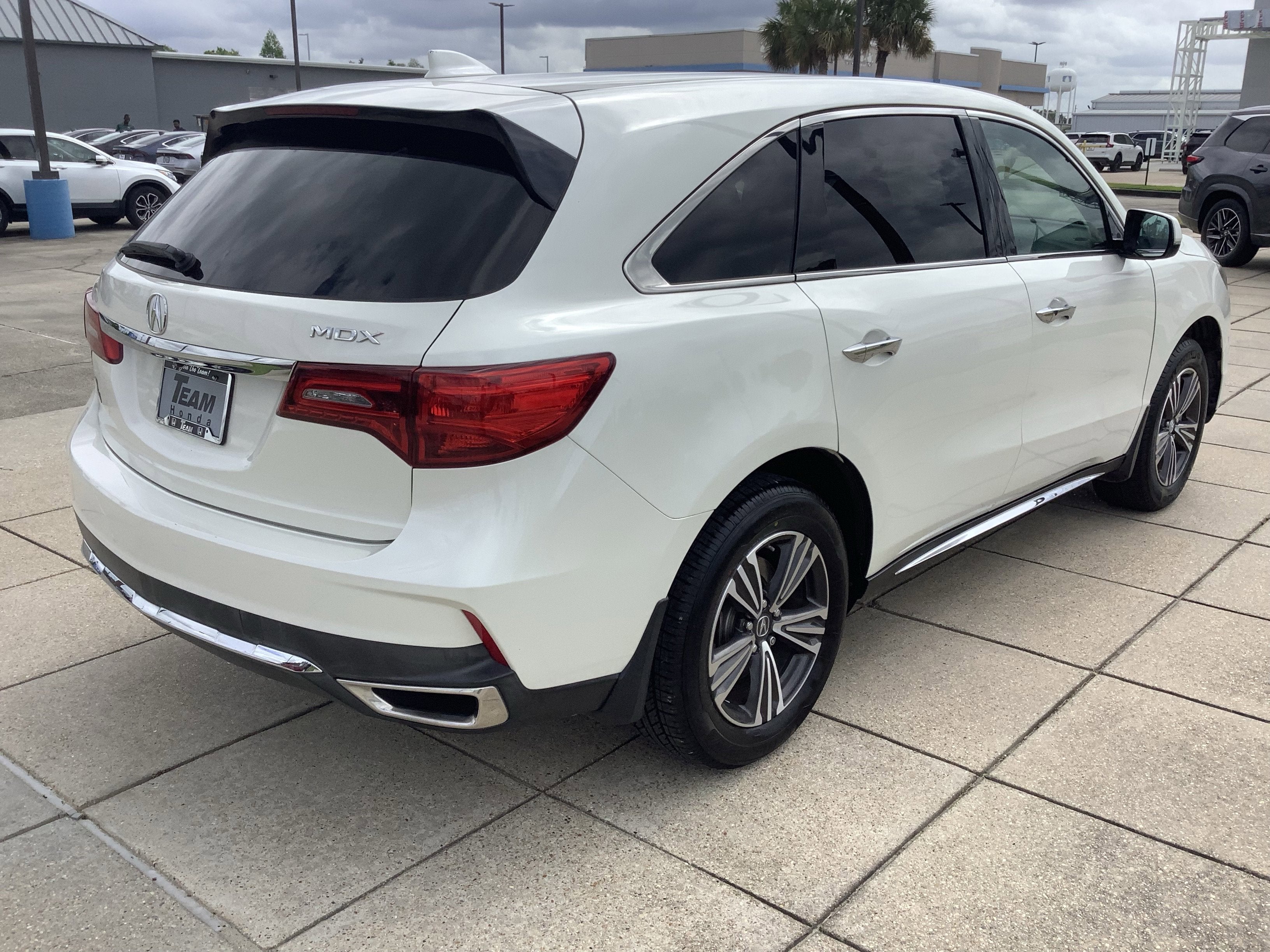 2017 Acura MDX 4DR FWD