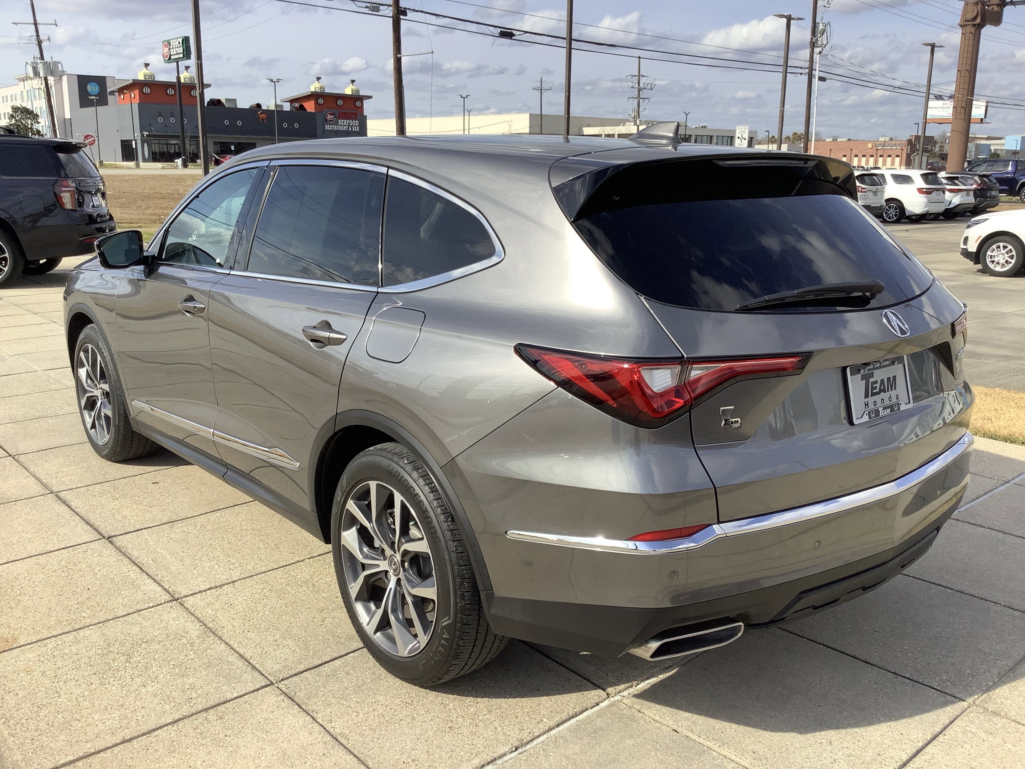 2023 Acura MDX w/Technology Package