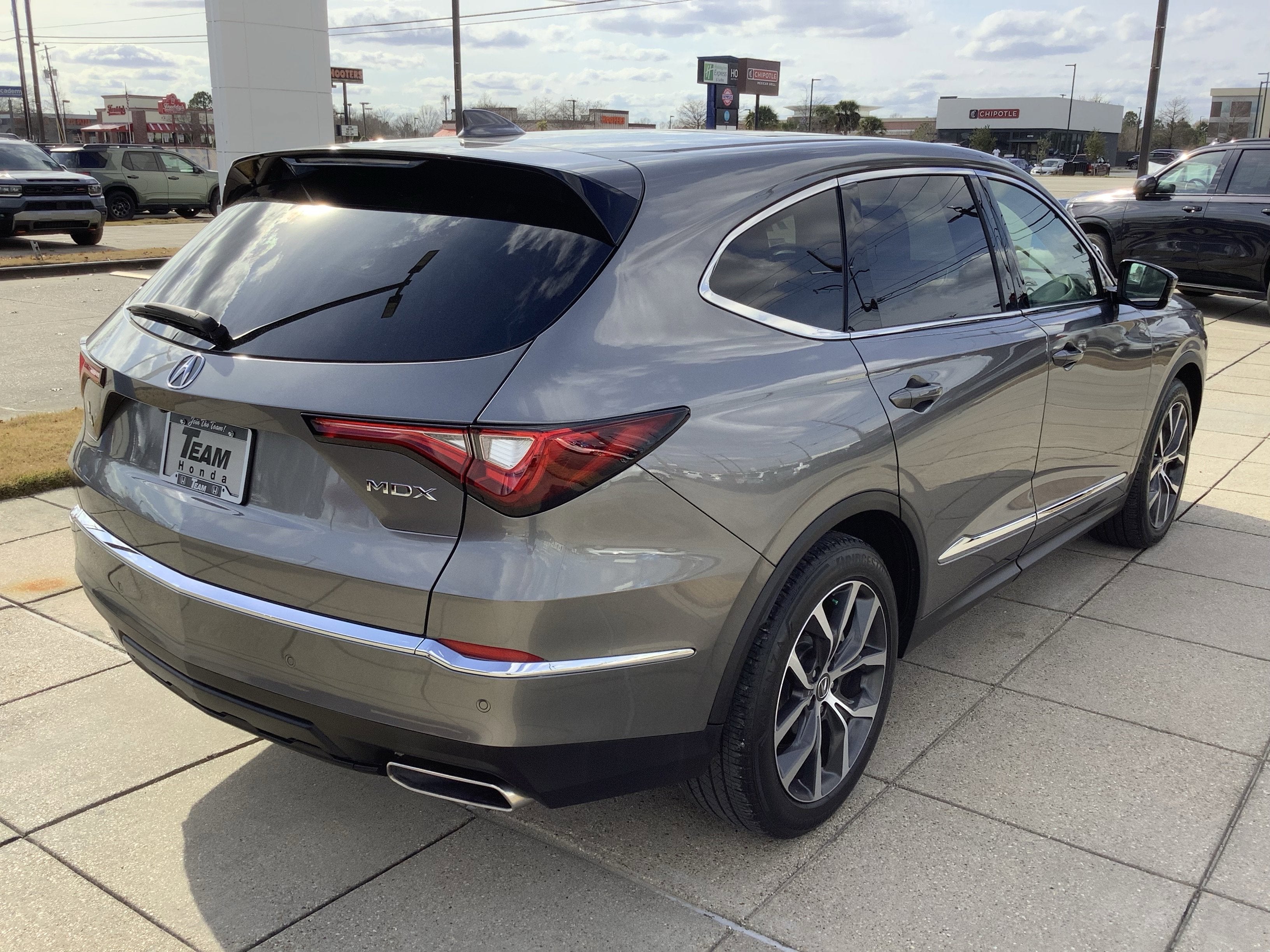 2023 Acura MDX w/Technology Package