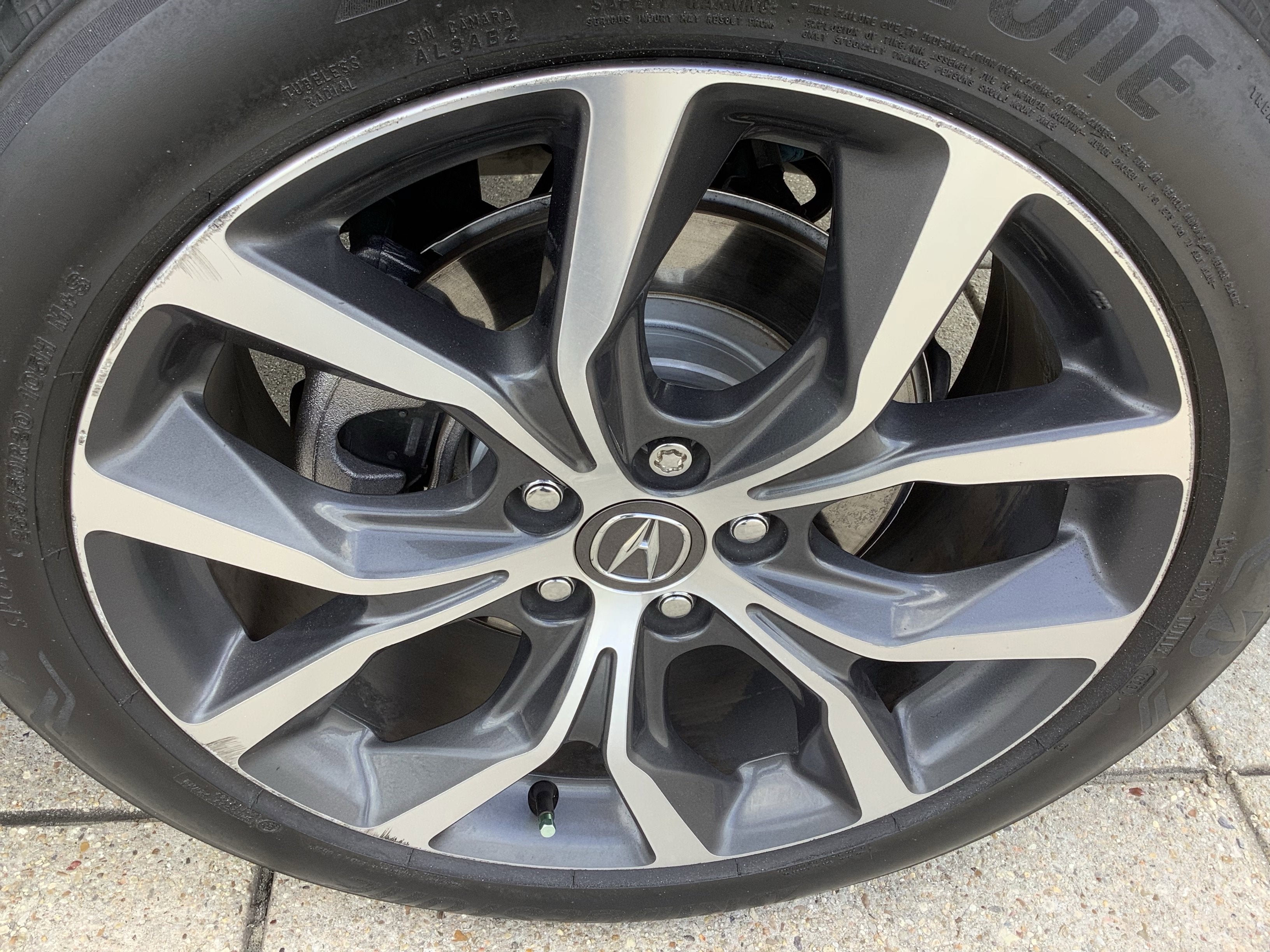 2023 Acura MDX w/Technology Package