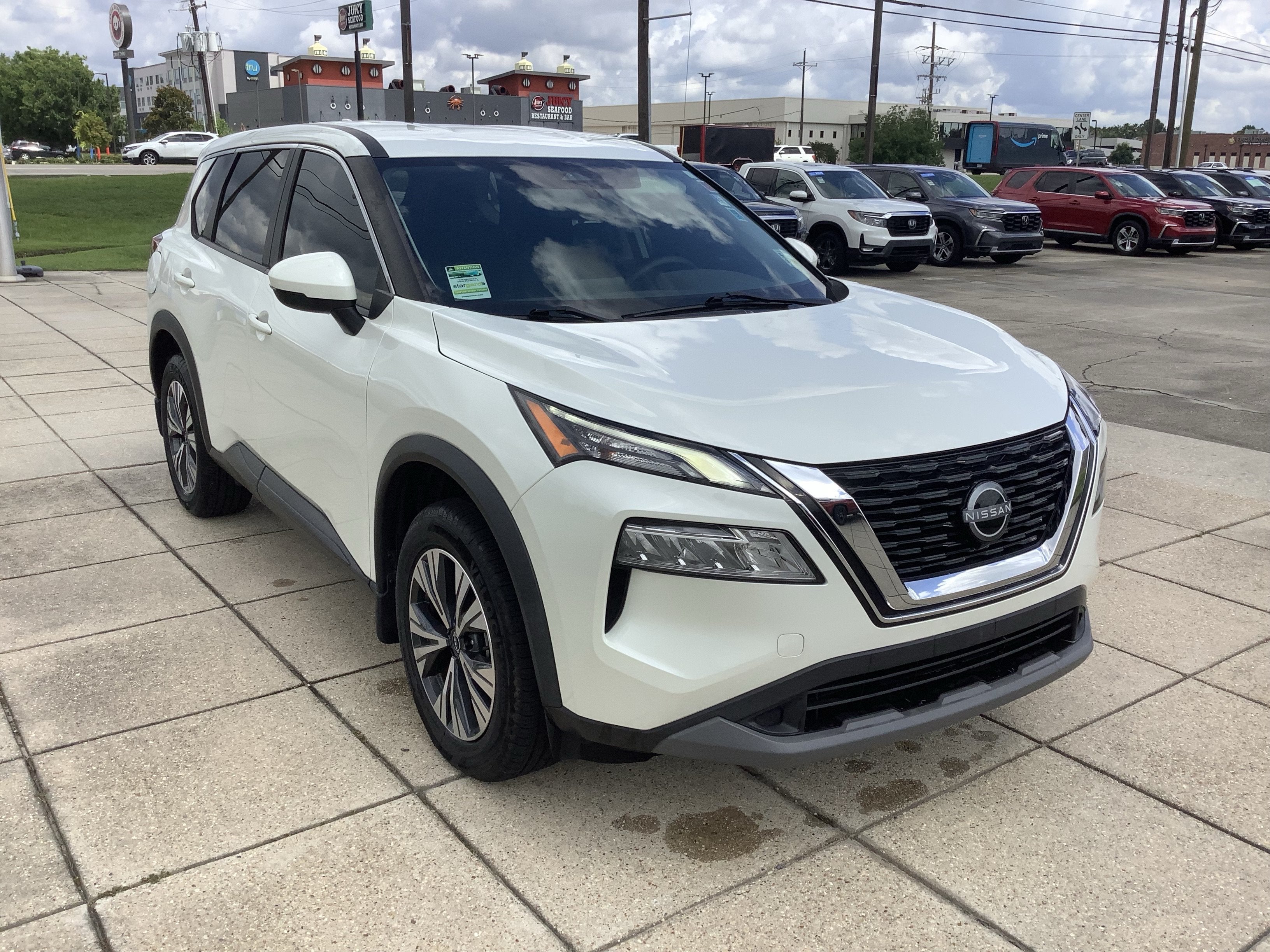 2022 Nissan Rogue SV