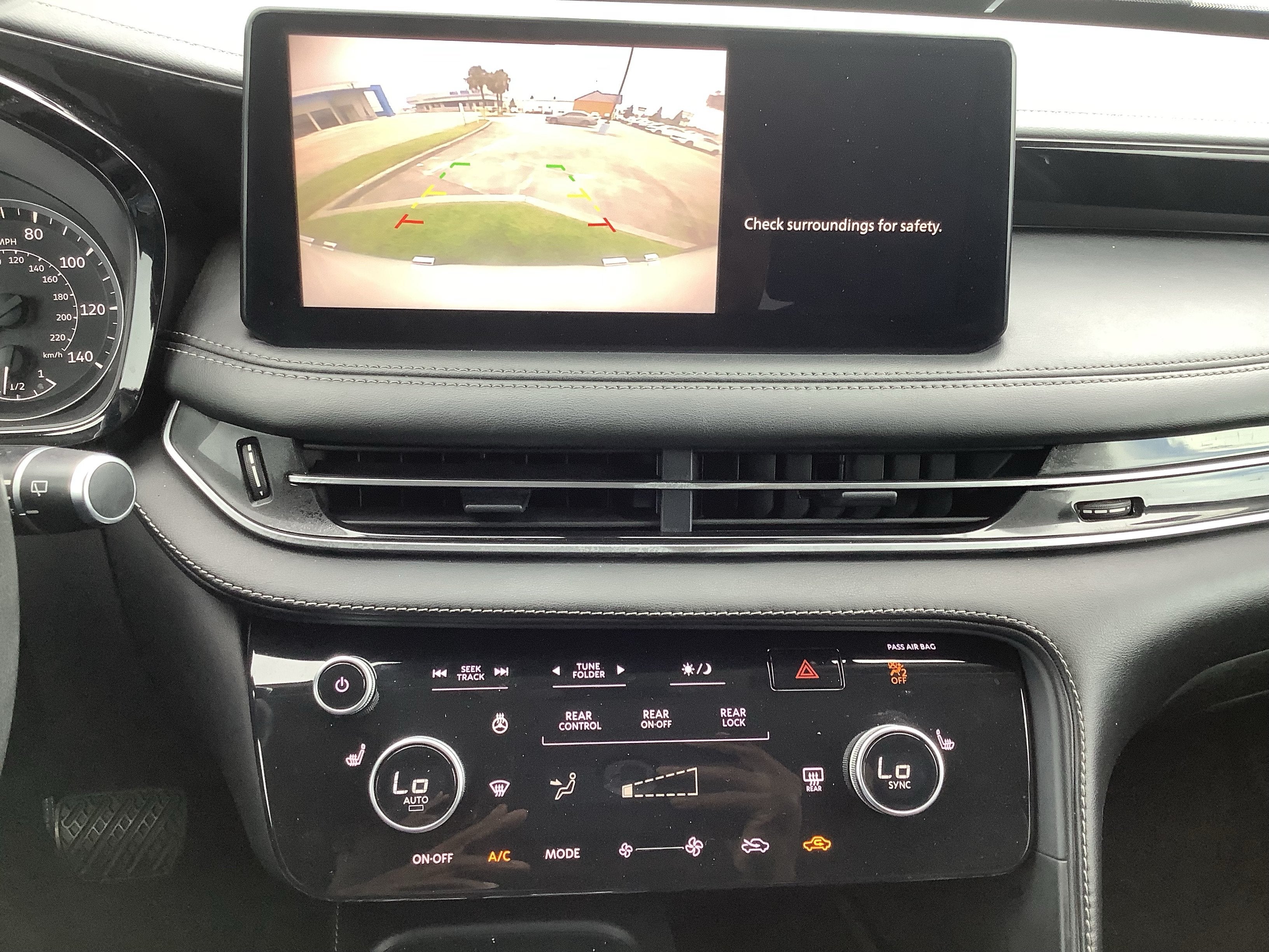 2024 INFINITI QX60 PURE