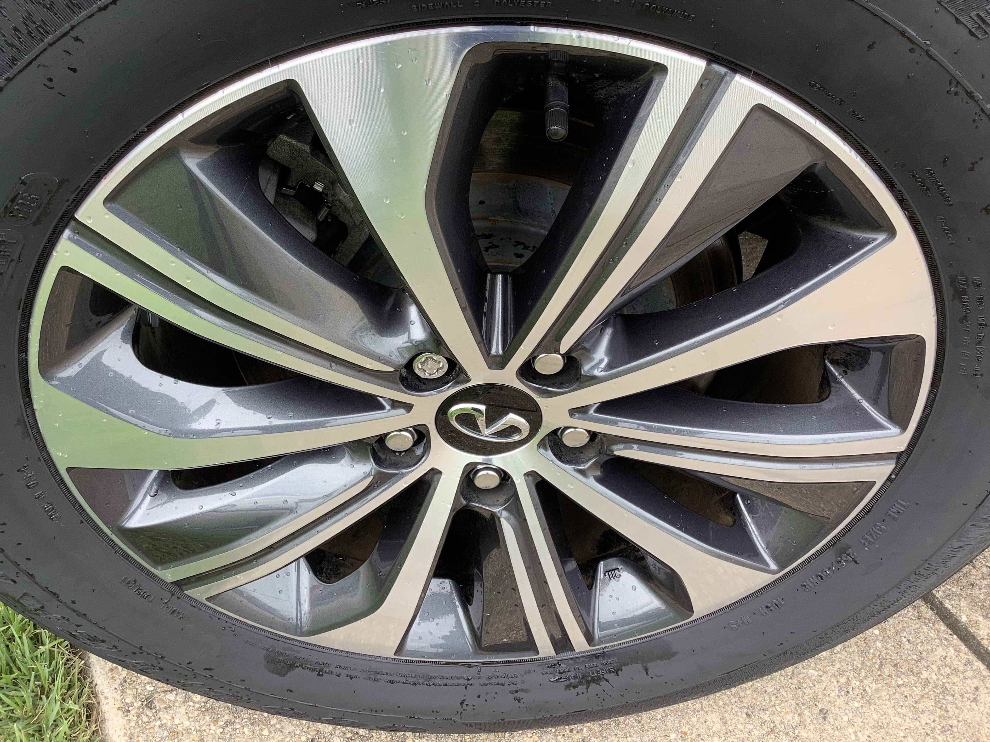 2024 INFINITI QX60 PURE