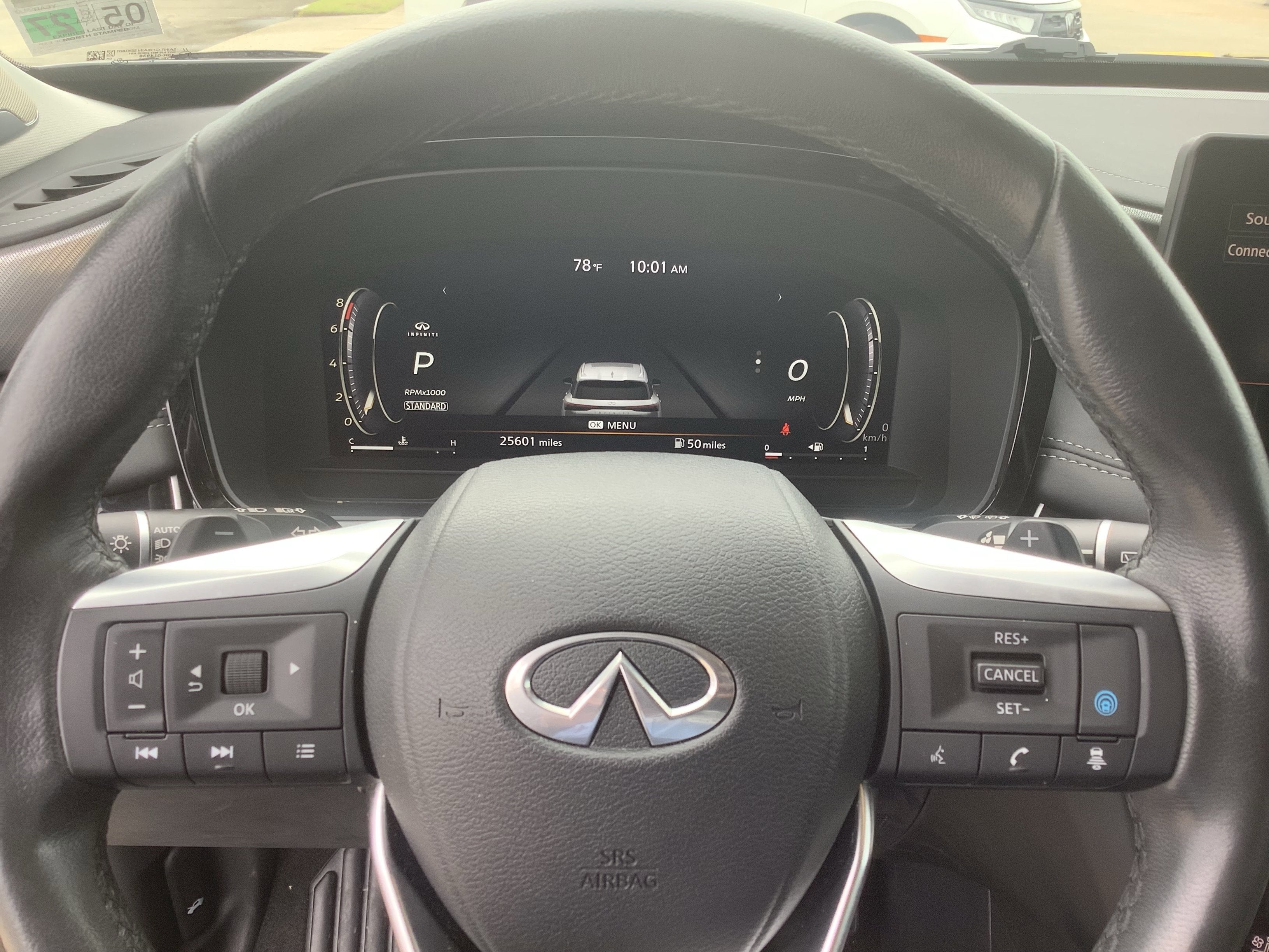 2023 INFINITI QX60 LUXE
