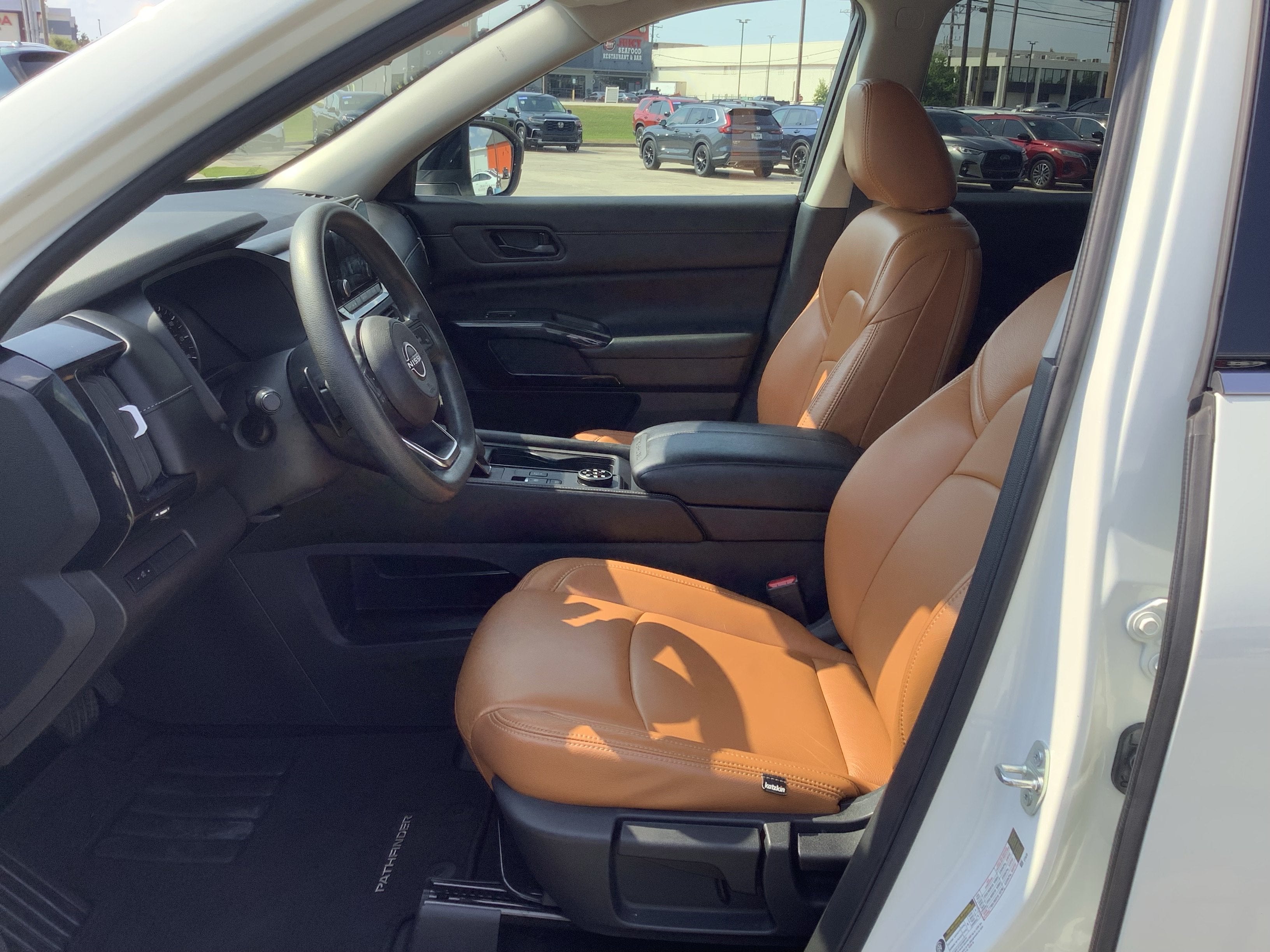 2024 Nissan Pathfinder S