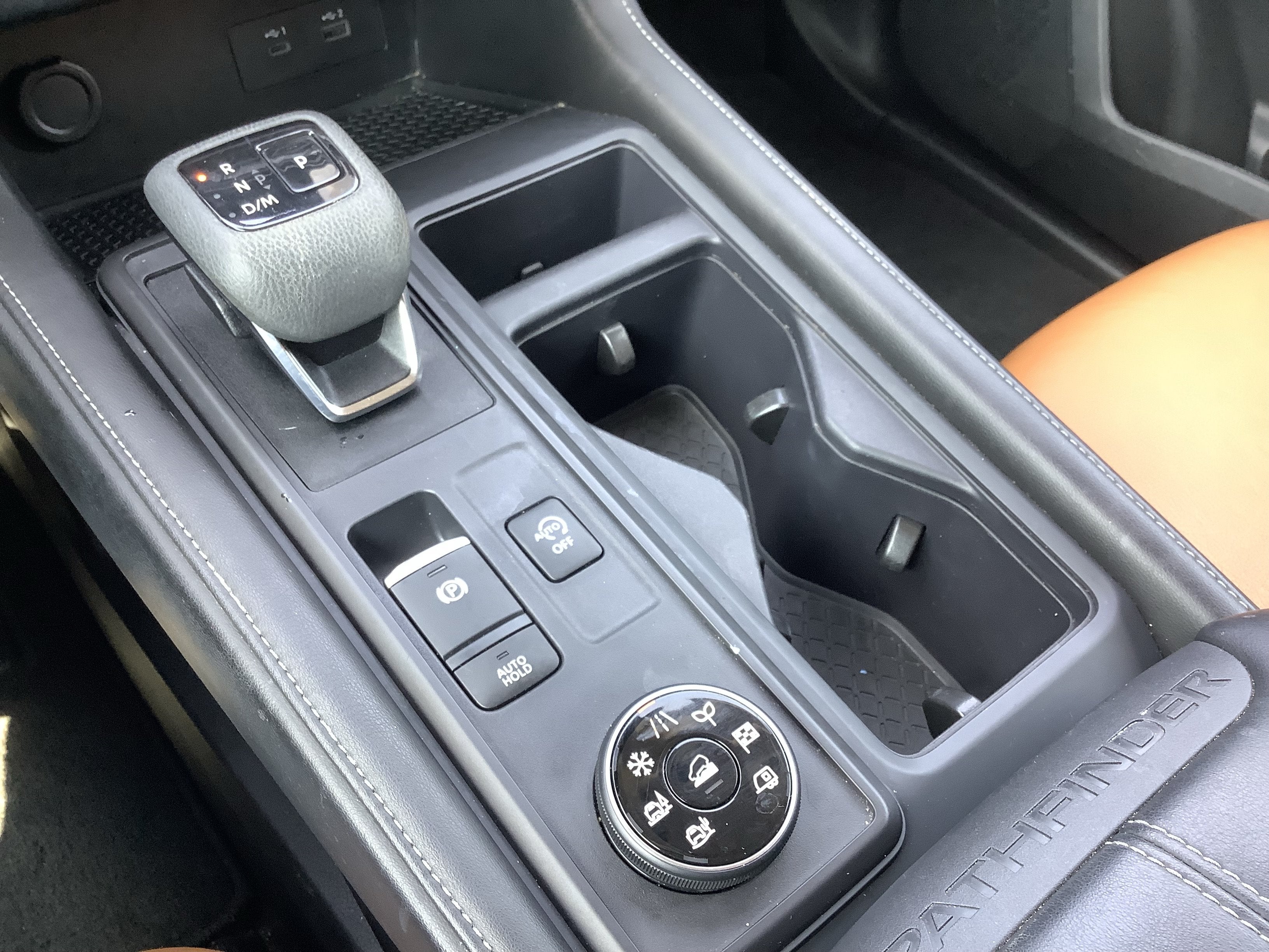 2024 Nissan Pathfinder S
