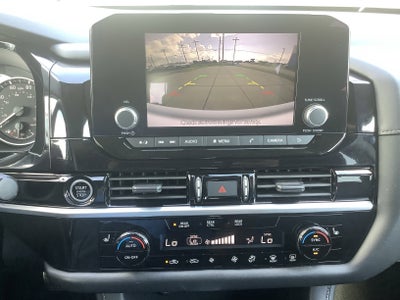2023 Nissan Pathfinder SV