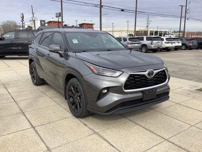 2023 Toyota Highlander LE