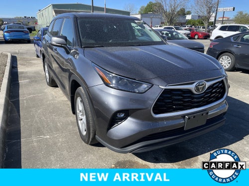 2024 Toyota Highlander LE