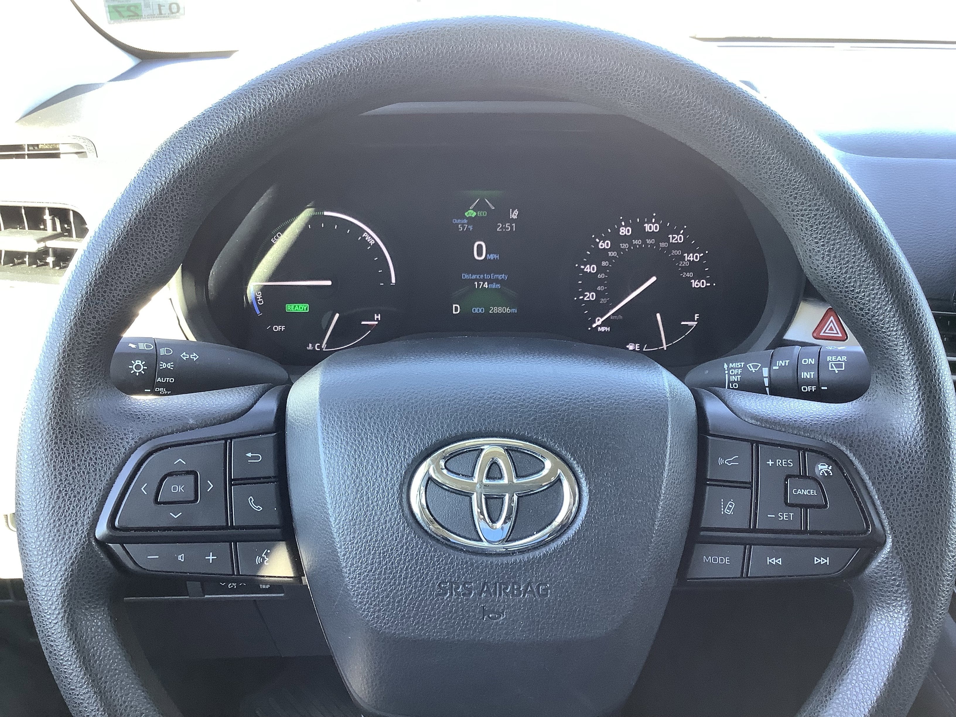 2024 Toyota Sienna LE