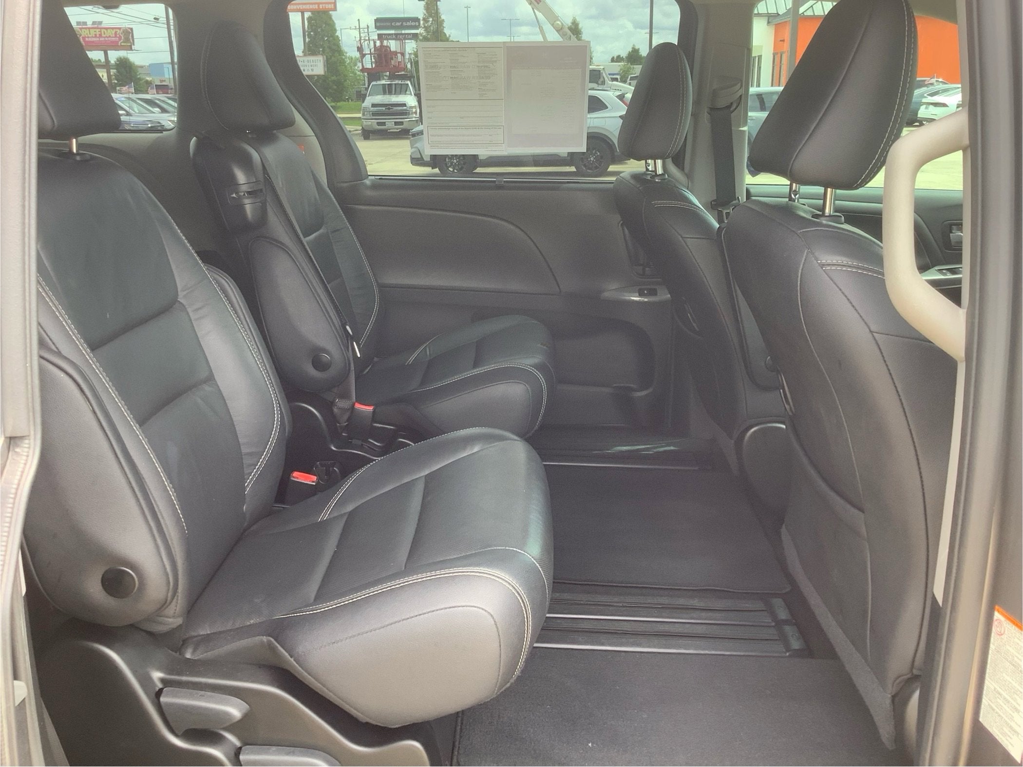 2018 Toyota Sienna SE