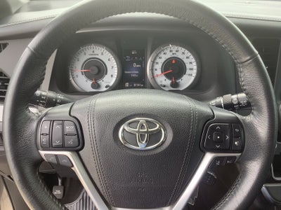 2018 Toyota Sienna SE
