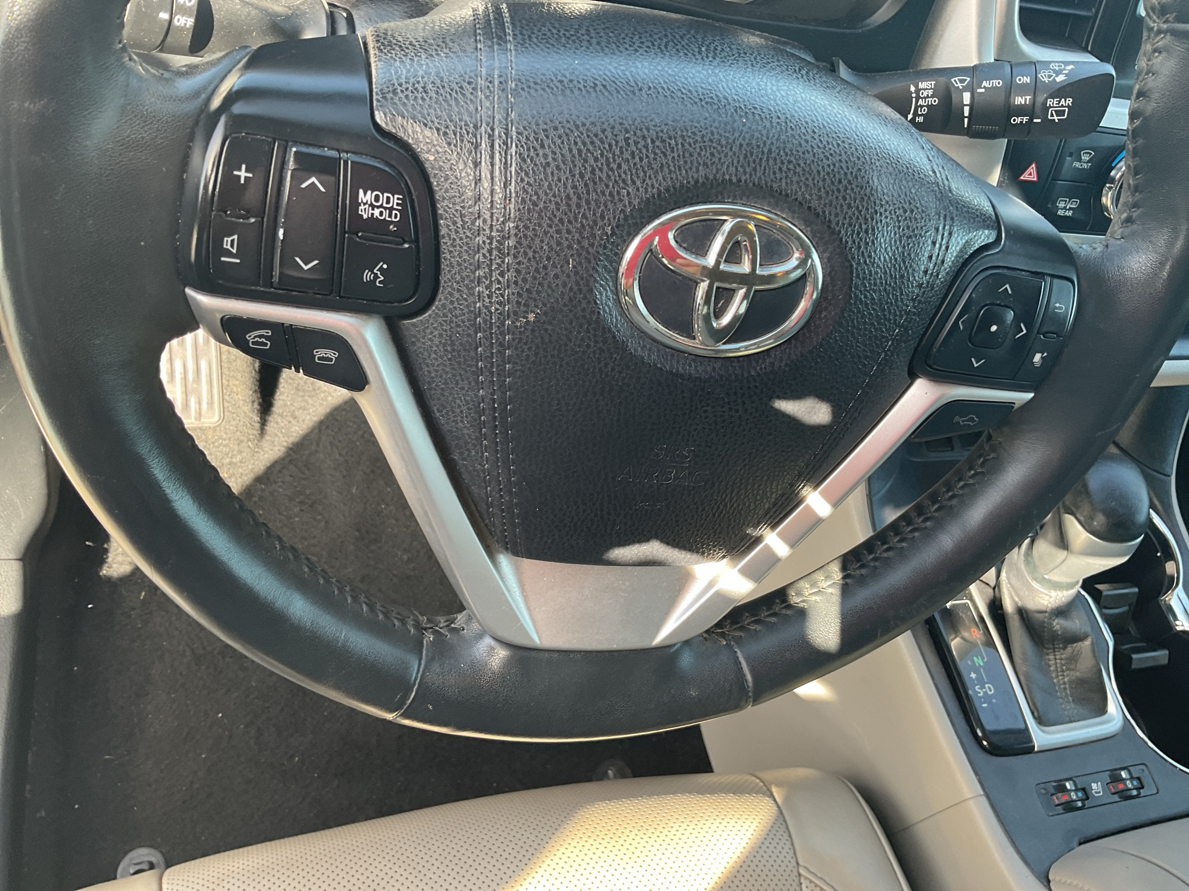 2016 Toyota Highlander Limited Platinum