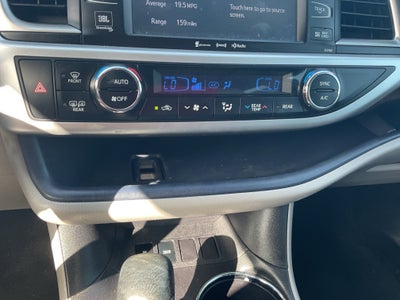 2016 Toyota Highlander Limited Platinum