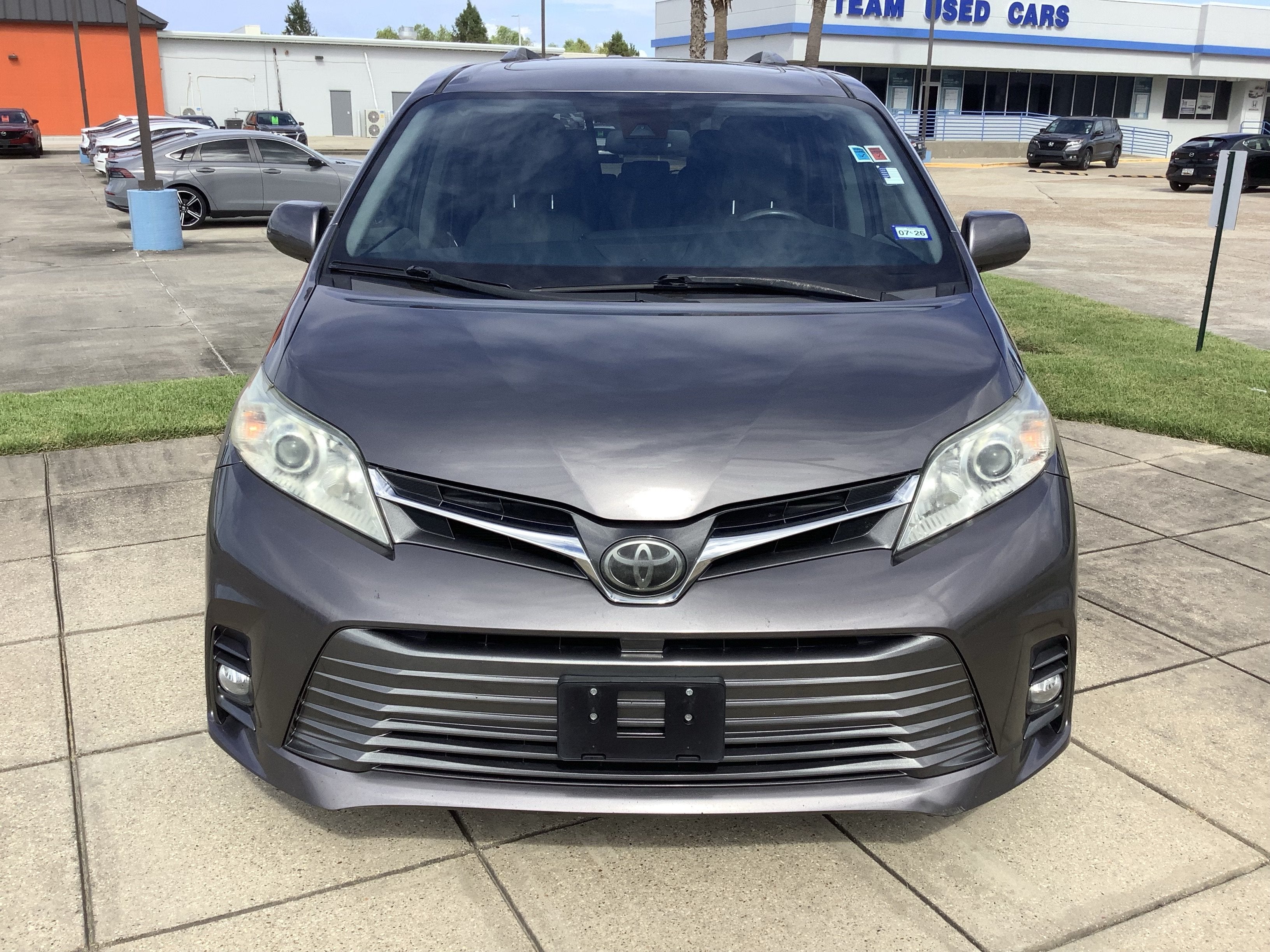 2018 Toyota Sienna XLE Auto Access Seat