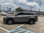 2017 Toyota Highlander LE