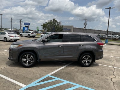 2017 Toyota Highlander LE