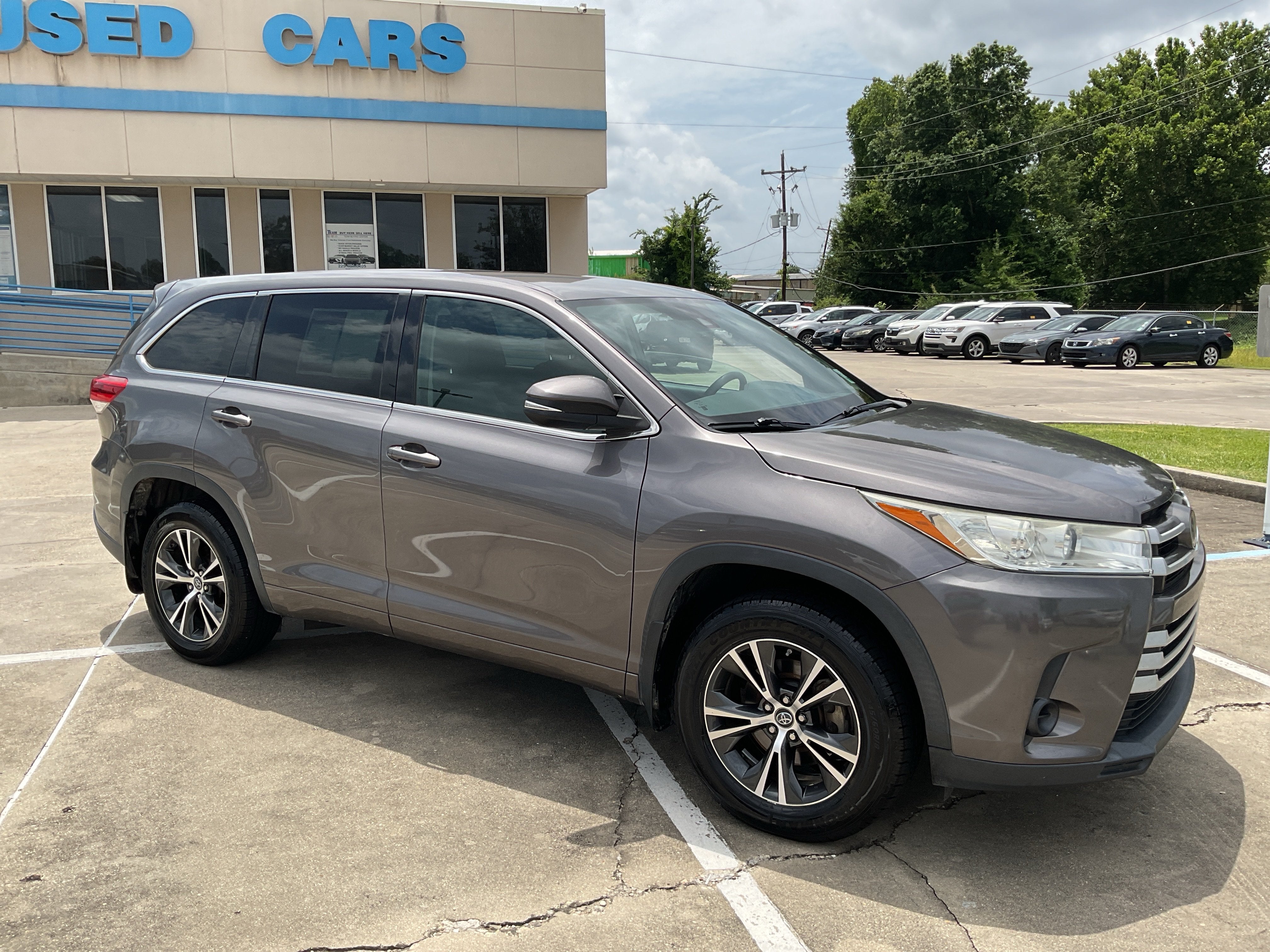 2017 Toyota Highlander LE