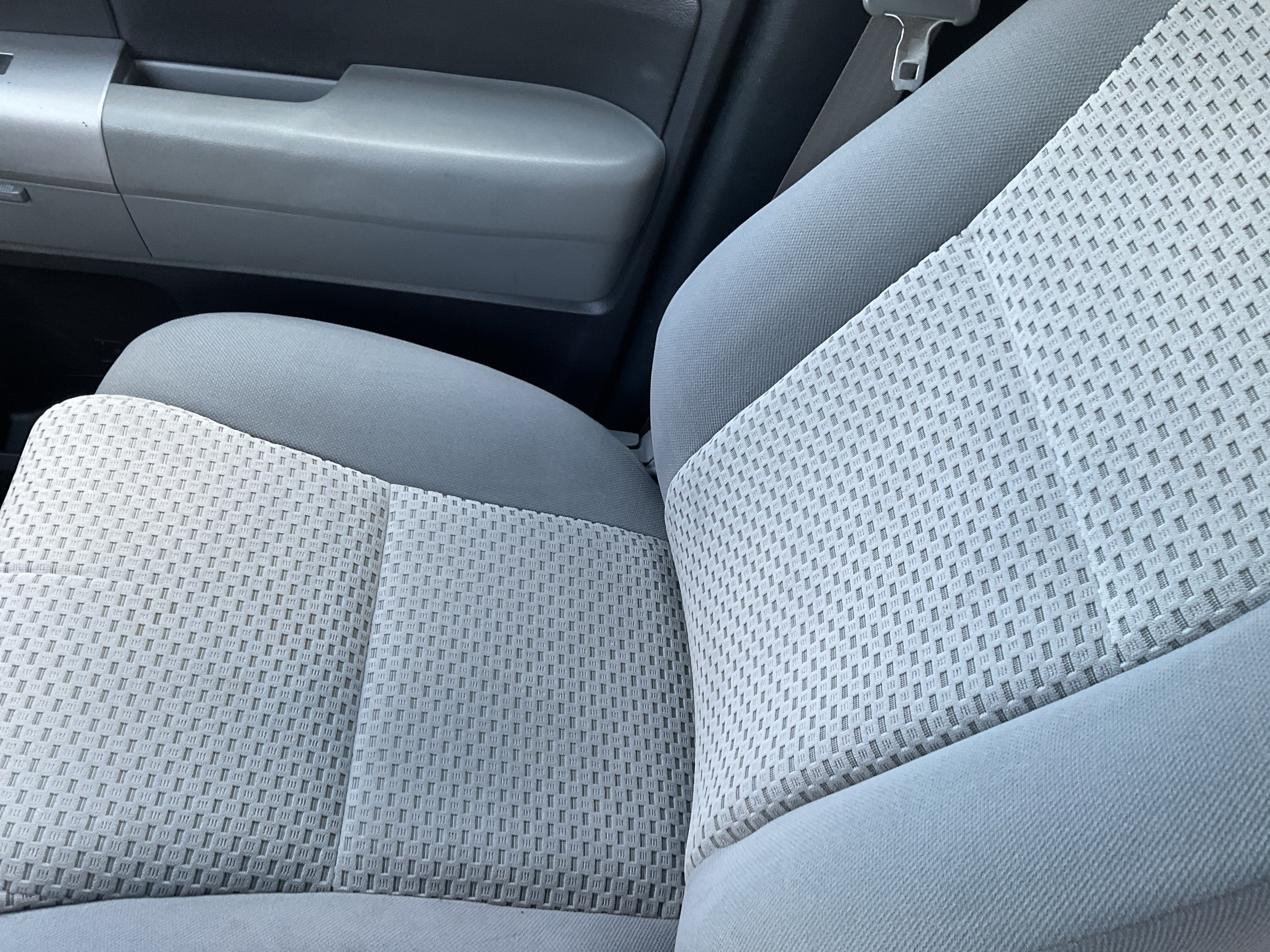 2008 Toyota Tundra 4WD Truck SR5