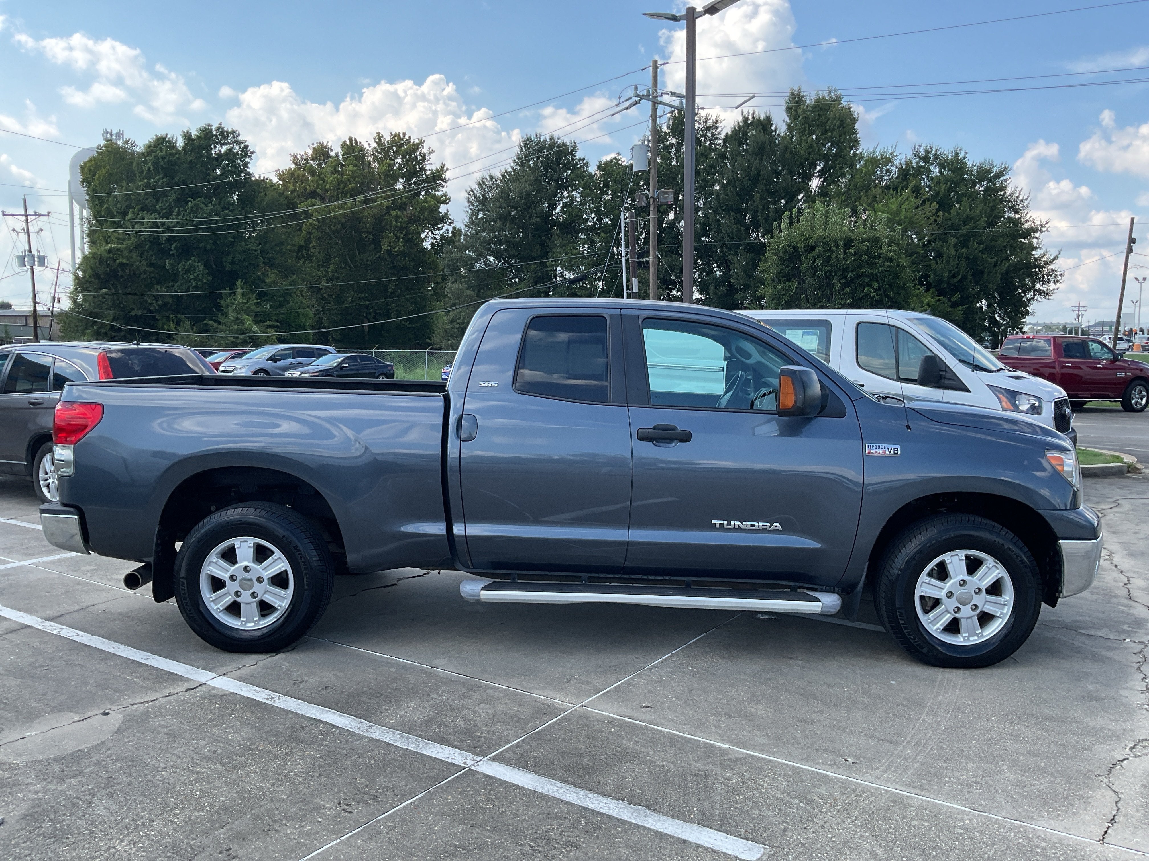 2008 Toyota Tundra 4WD Truck SR5