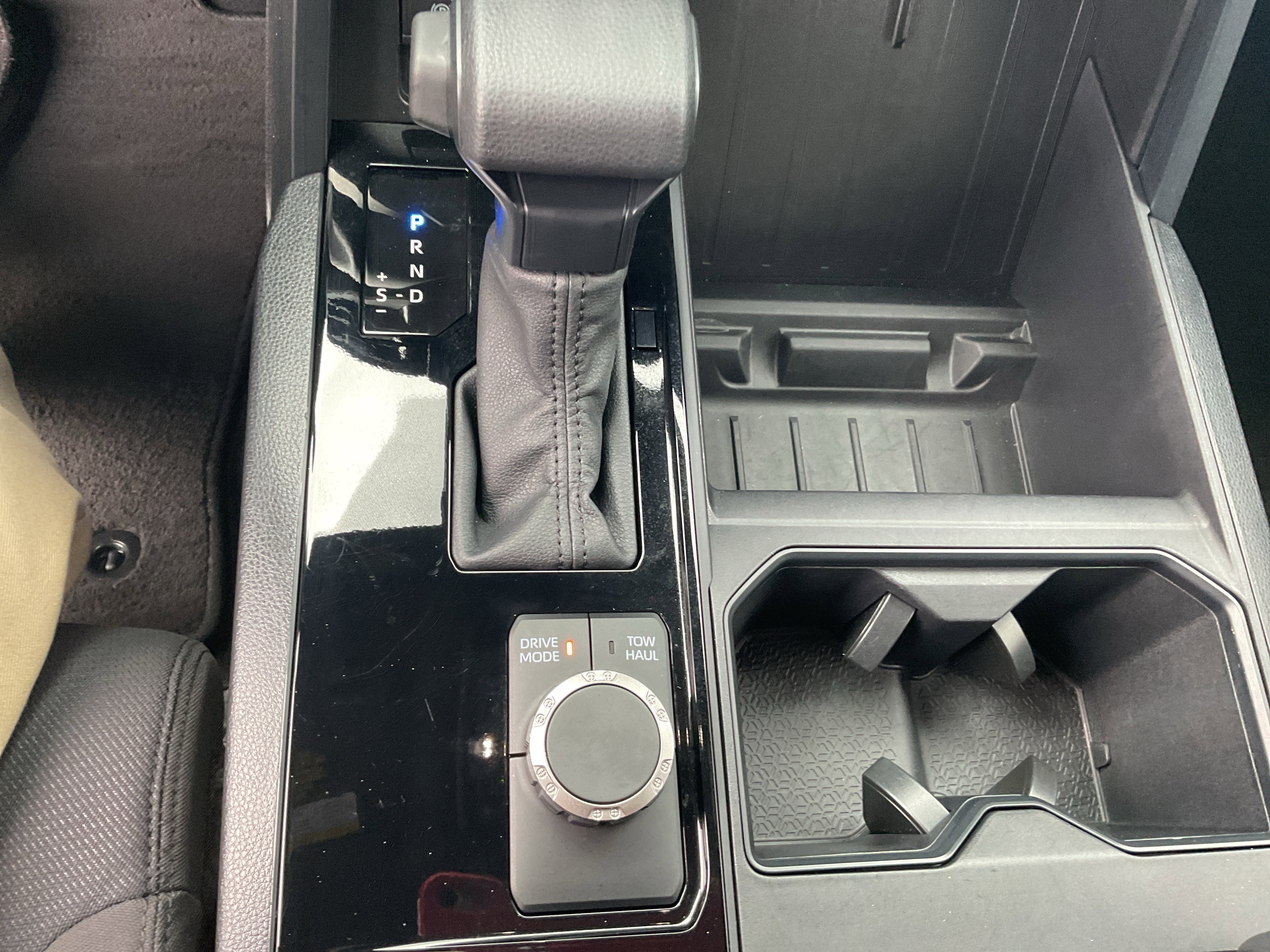 2025 Toyota Tundra 2WD SR5