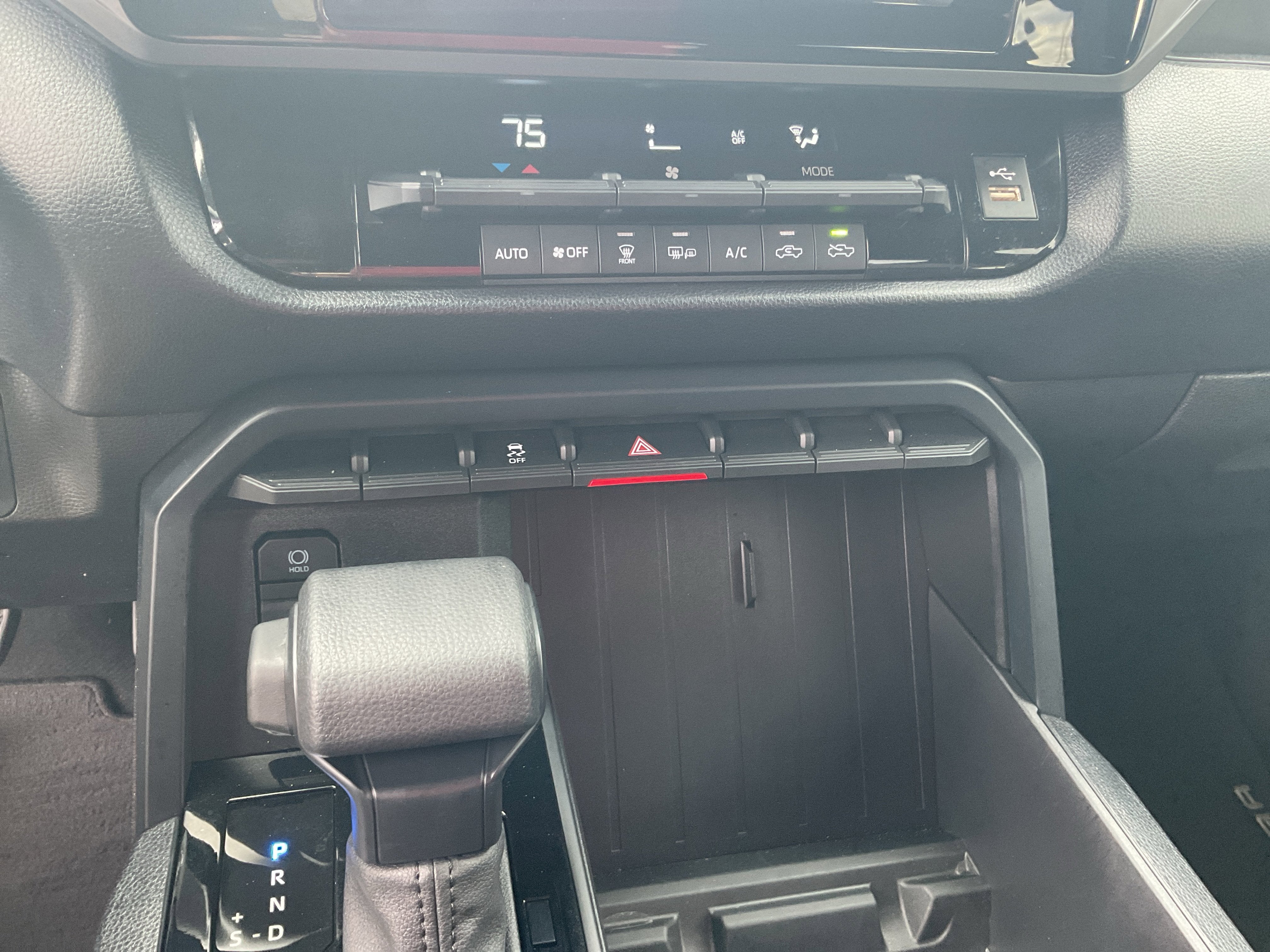 2025 Toyota Tundra 2WD SR5