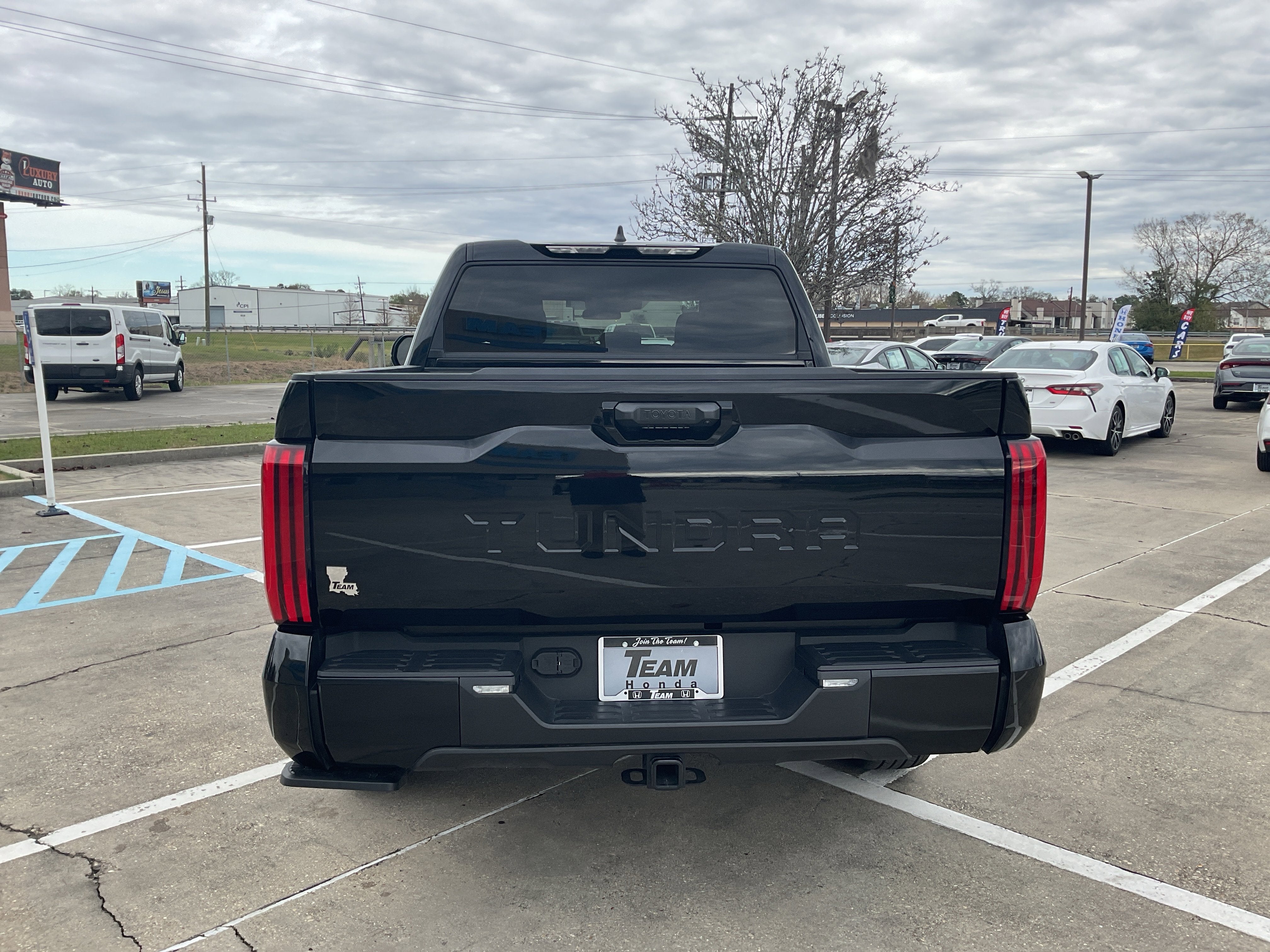 2025 Toyota Tundra 2WD SR5