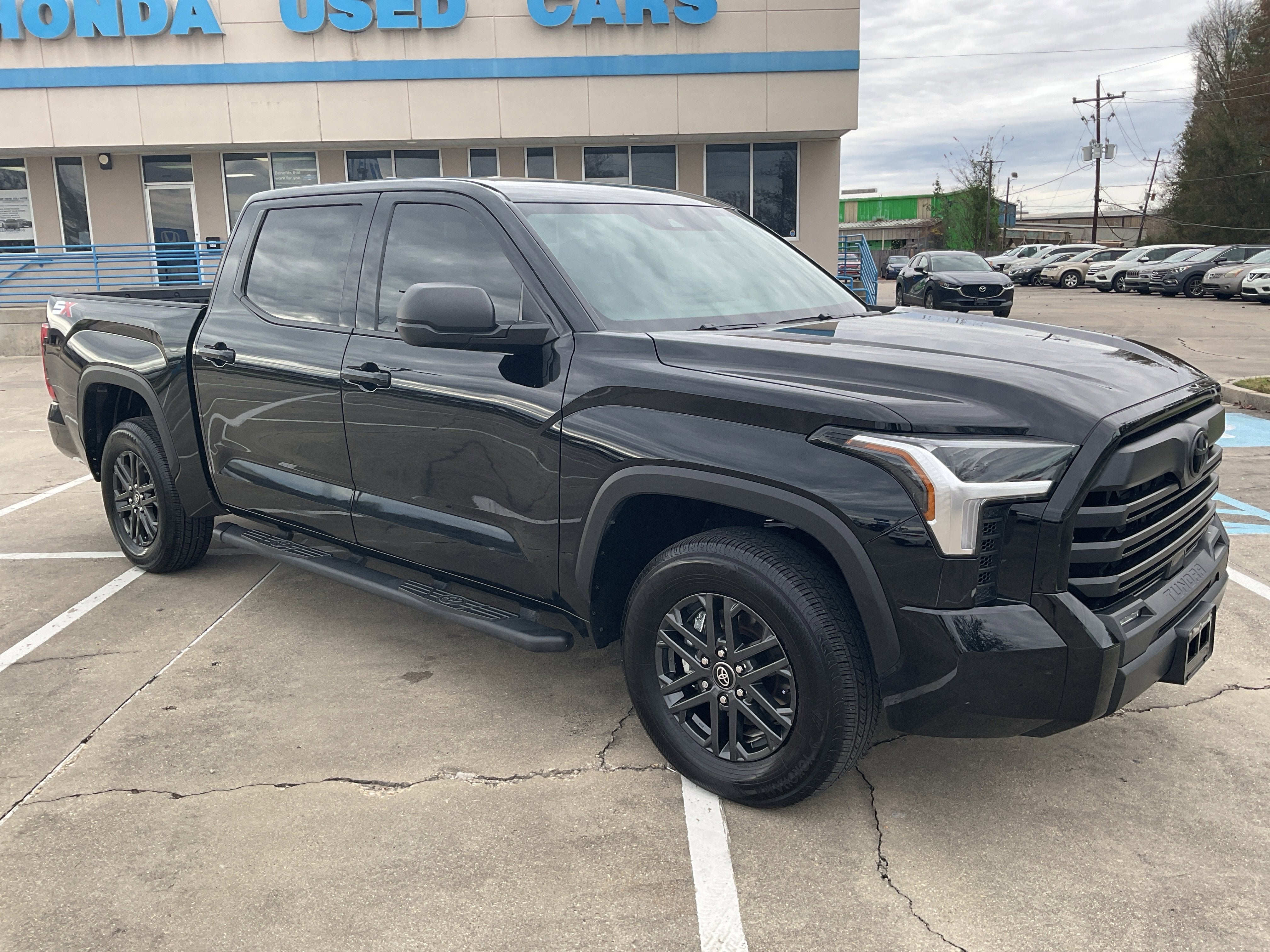 2025 Toyota Tundra 2WD SR5