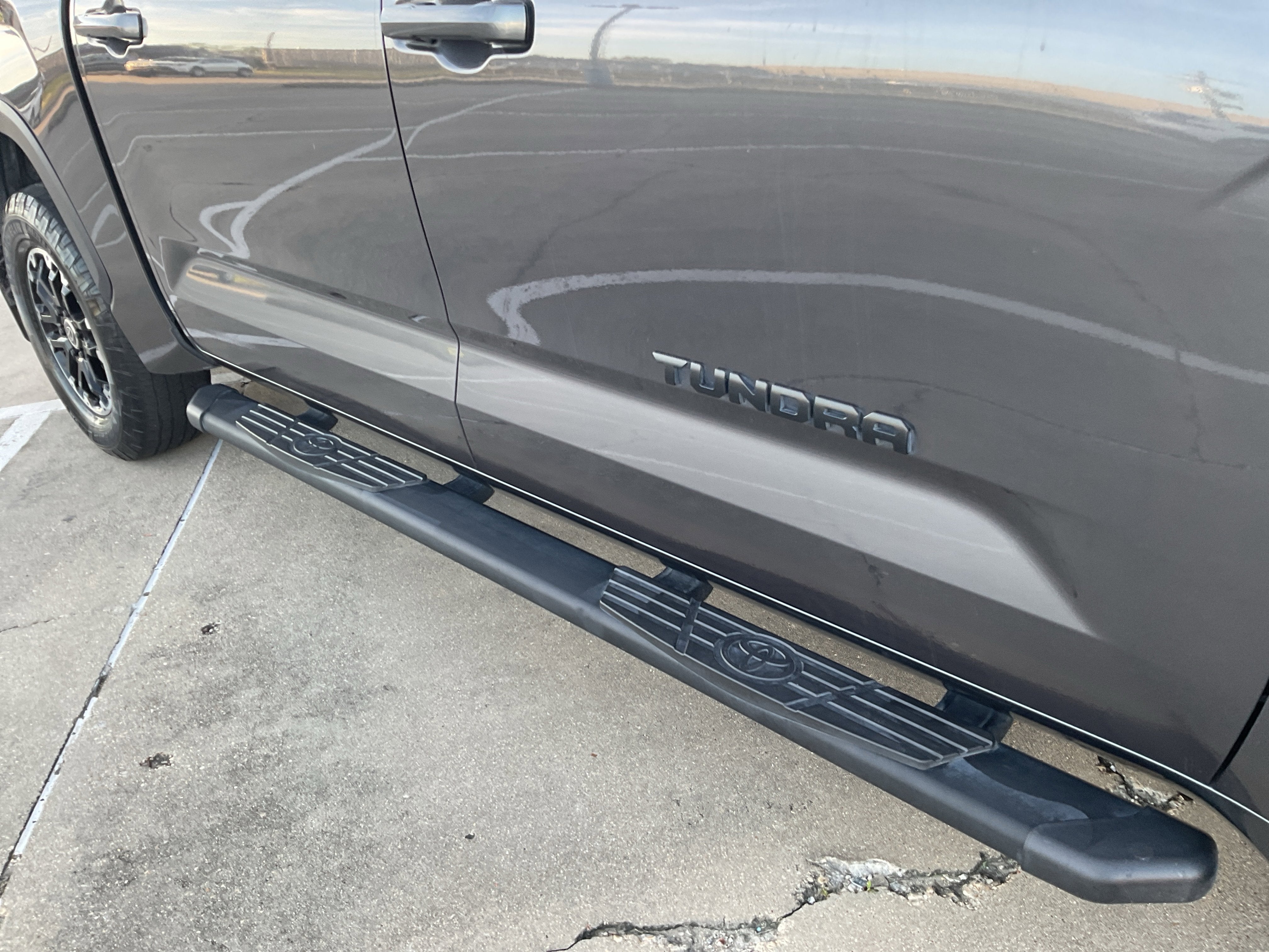 2023 Toyota Tundra 2WD SR5