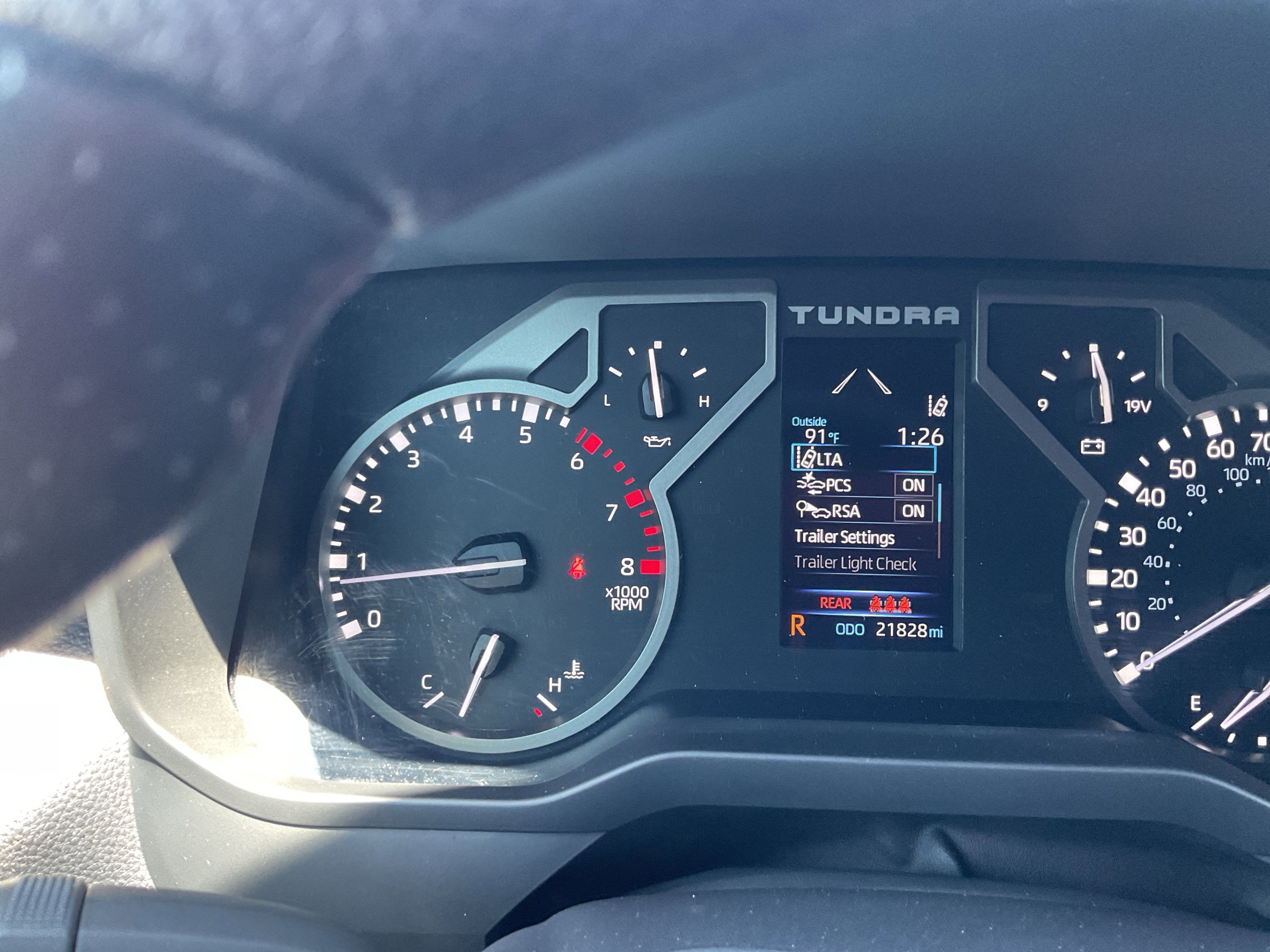 2025 Toyota Tundra 2WD SR5