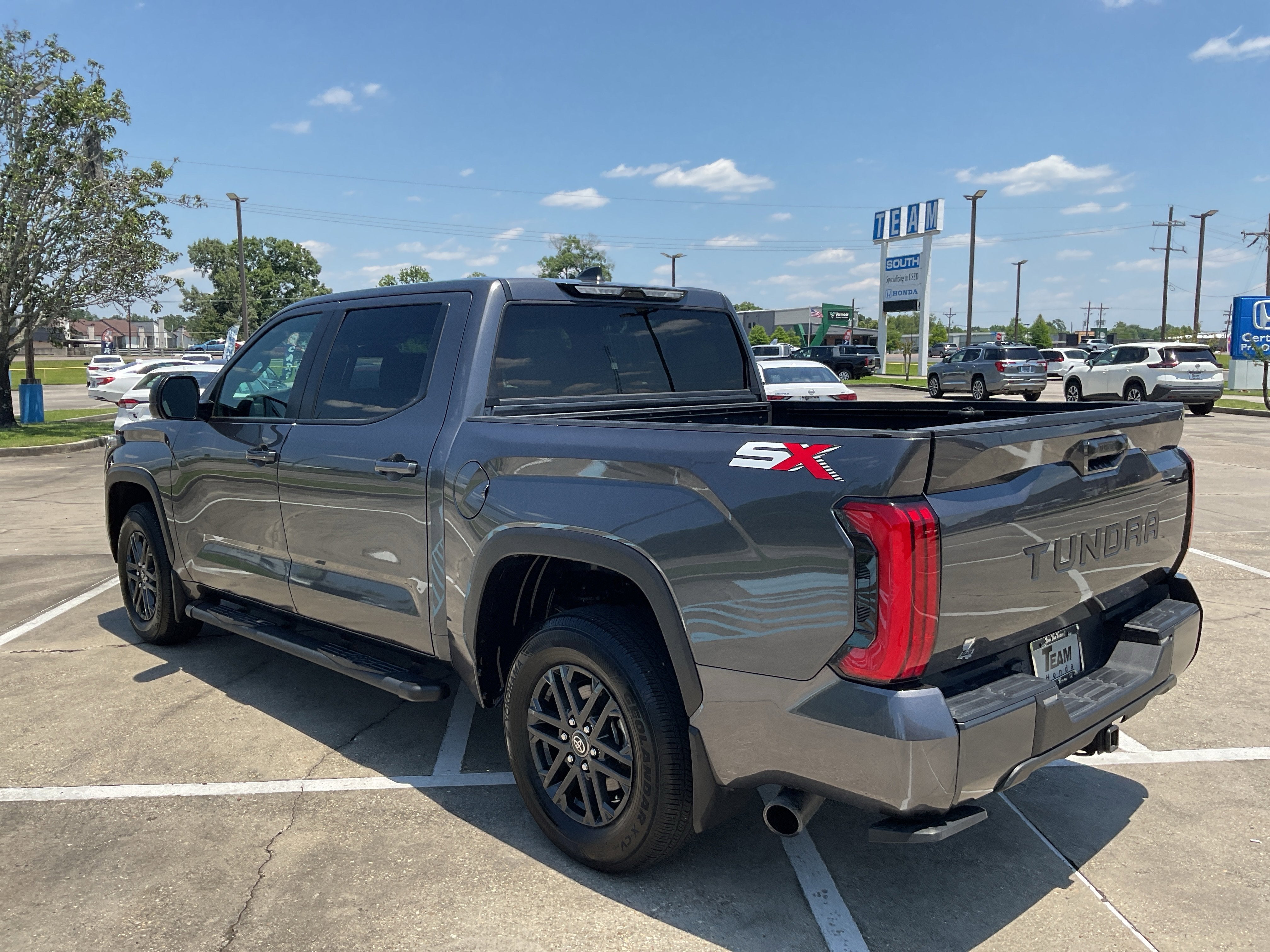2025 Toyota Tundra 2WD SR5
