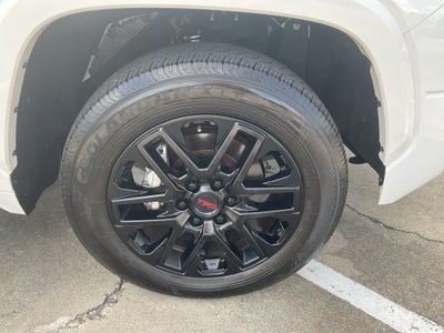 2023 Toyota Tundra 4WD SR5
