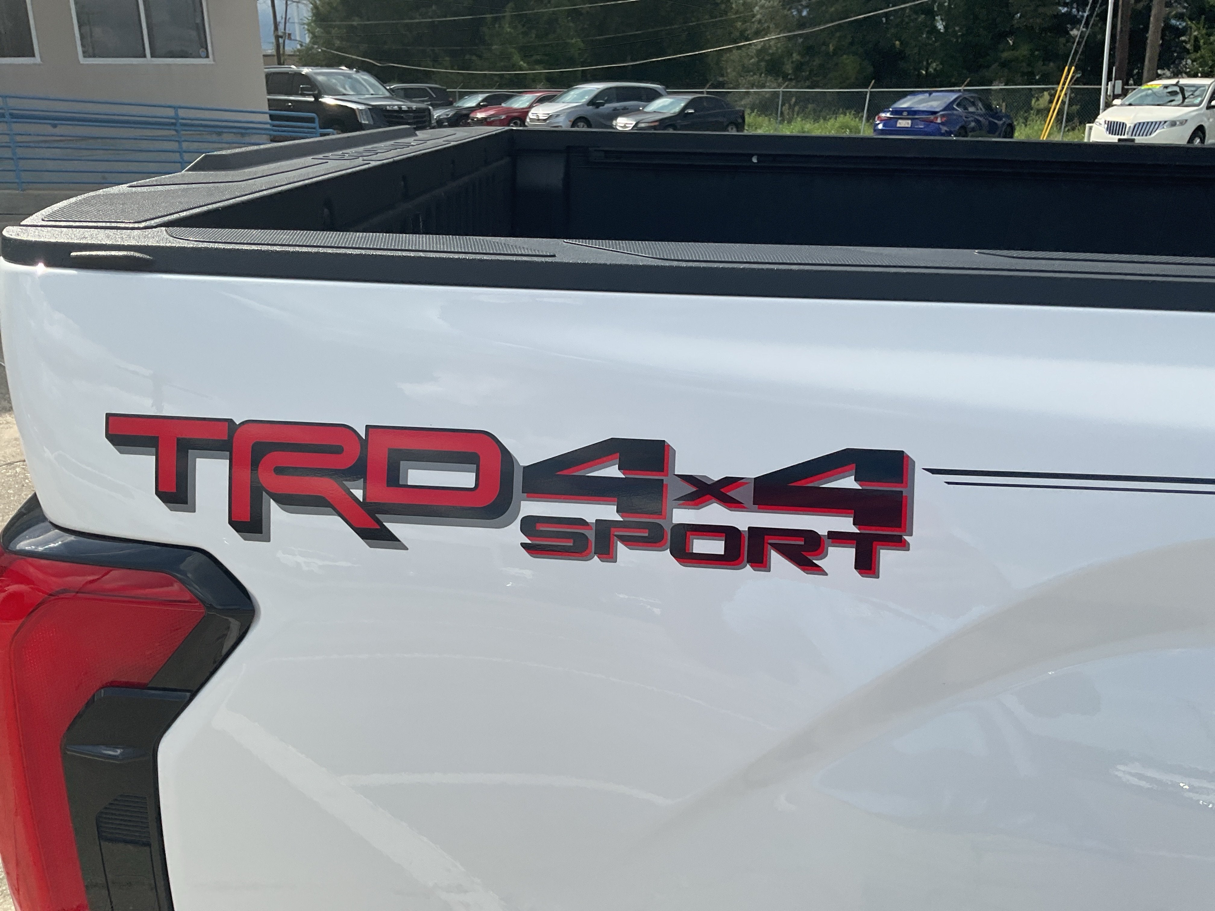 2023 Toyota Tundra 4WD SR5