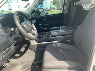 2023 Toyota Tundra 4WD SR5