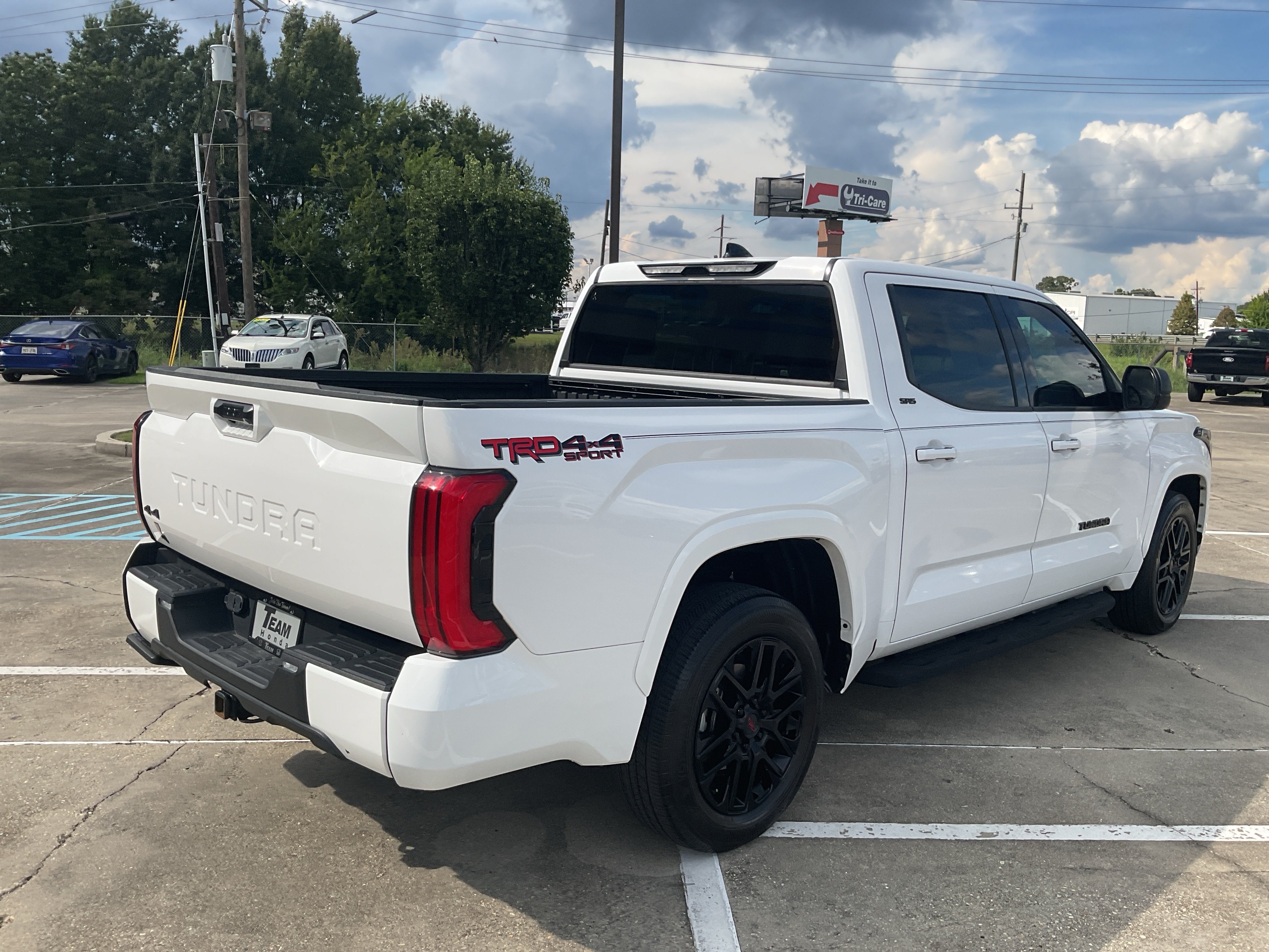 2023 Toyota Tundra 4WD SR5