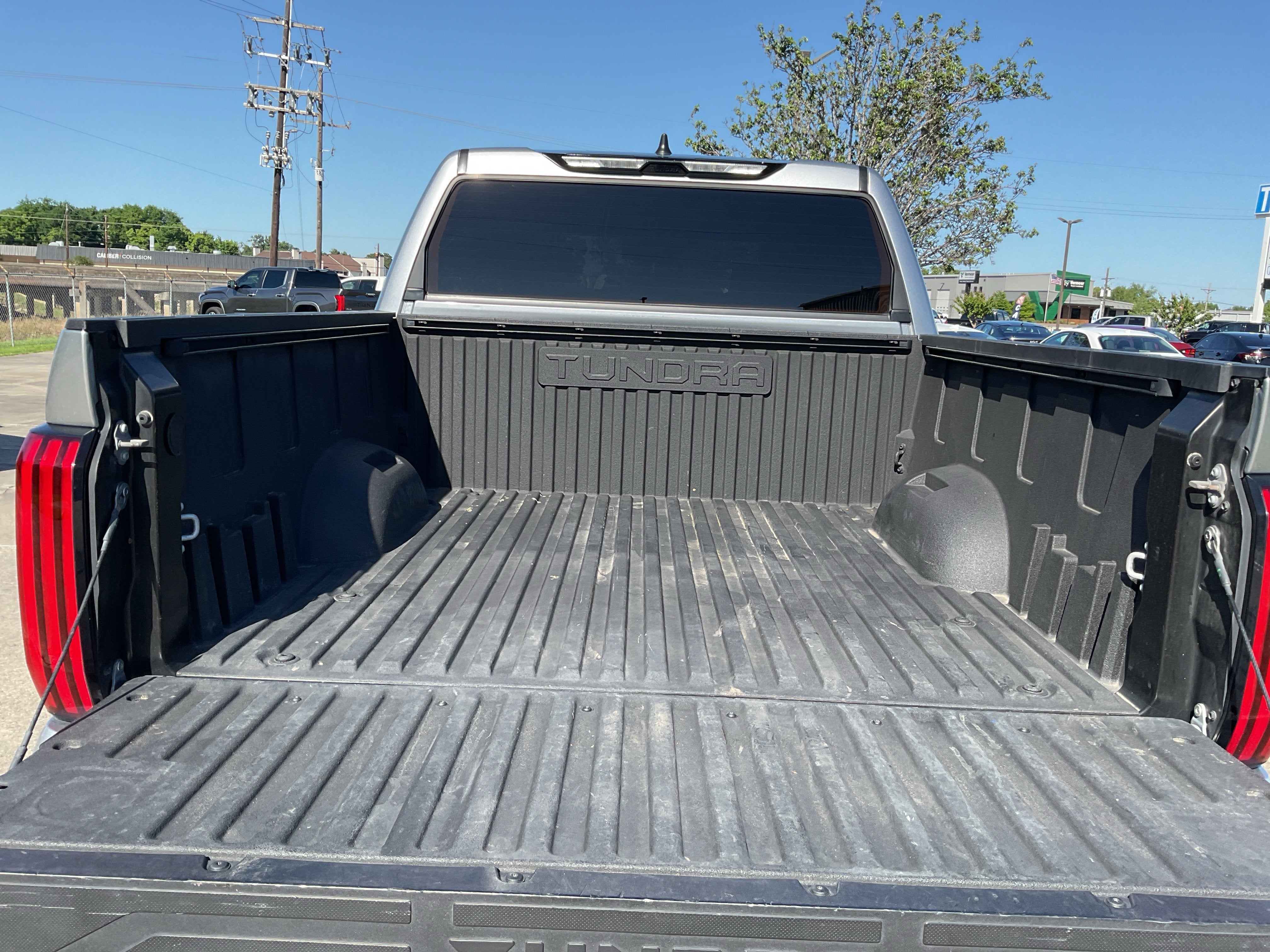 2024 Toyota Tundra 4WD SR5
