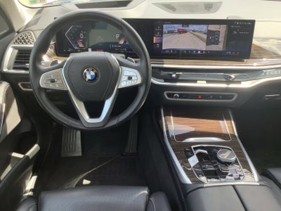 2025 BMW X7 xDrive40i