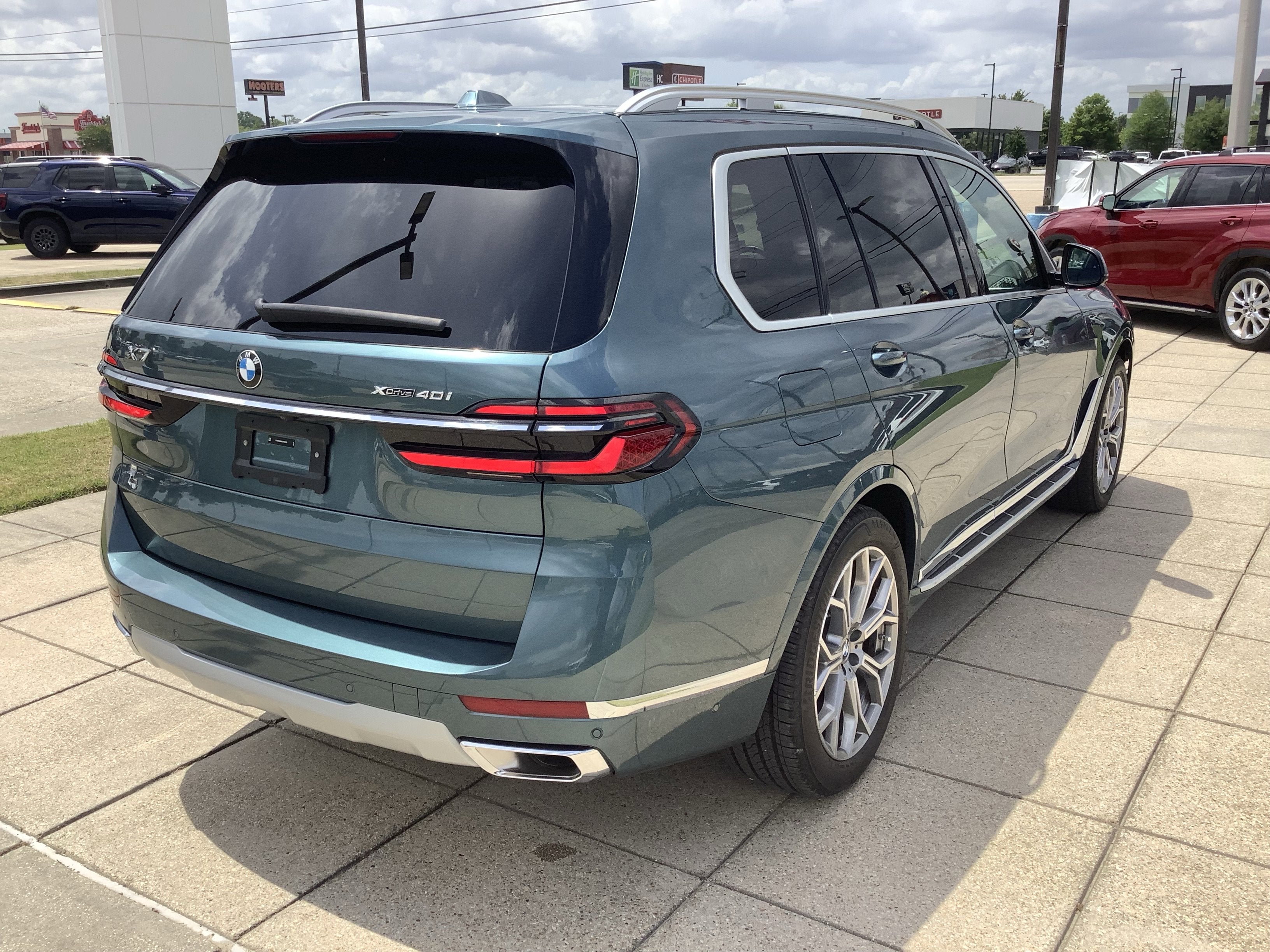 2025 BMW X7 xDrive40i