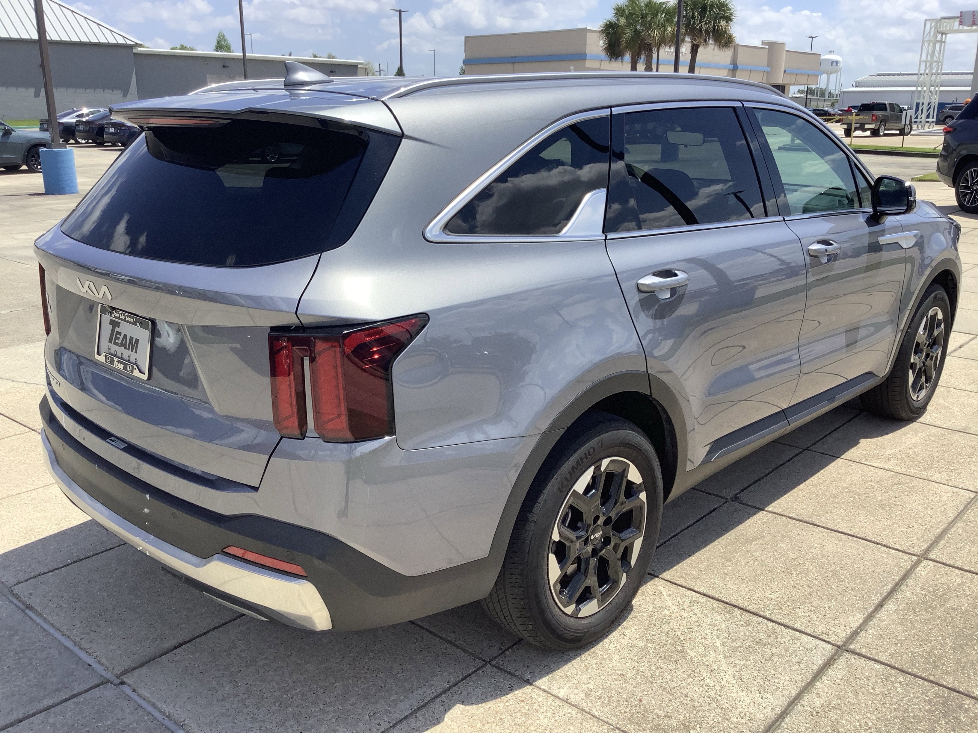 2024 Kia Sorento S