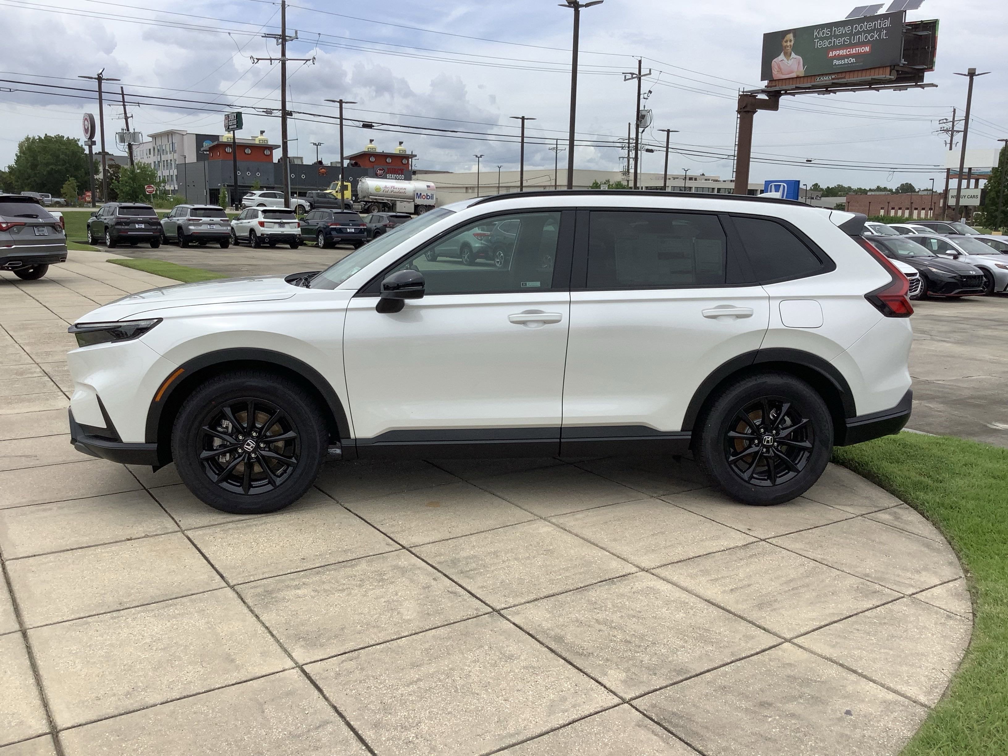 2026 Honda CR-V Hybrid Sport