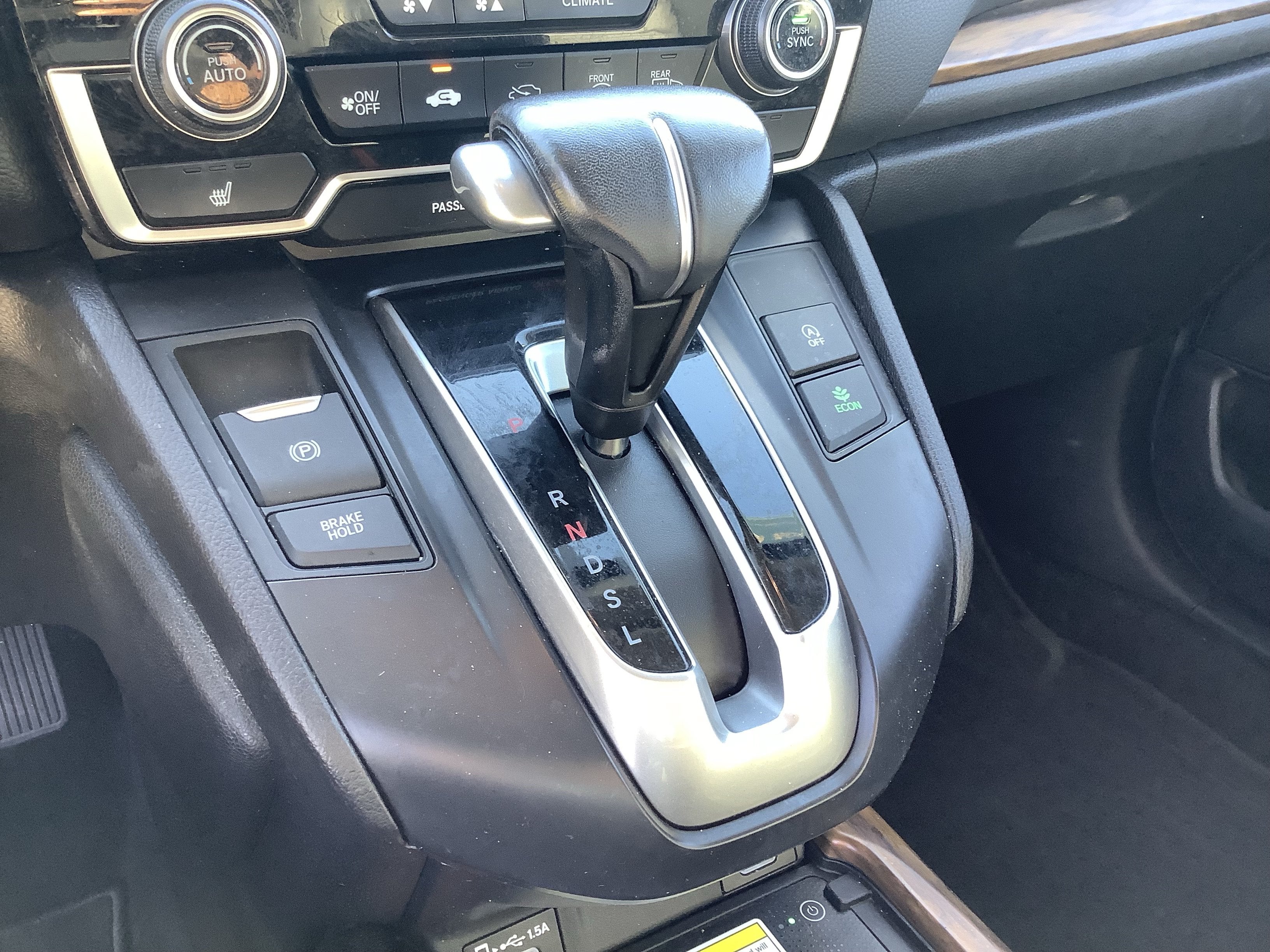 2021 Honda CR-V Touring - Photo 16