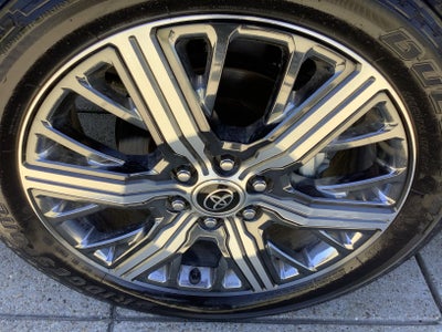 2023 Toyota Sequoia Capstone